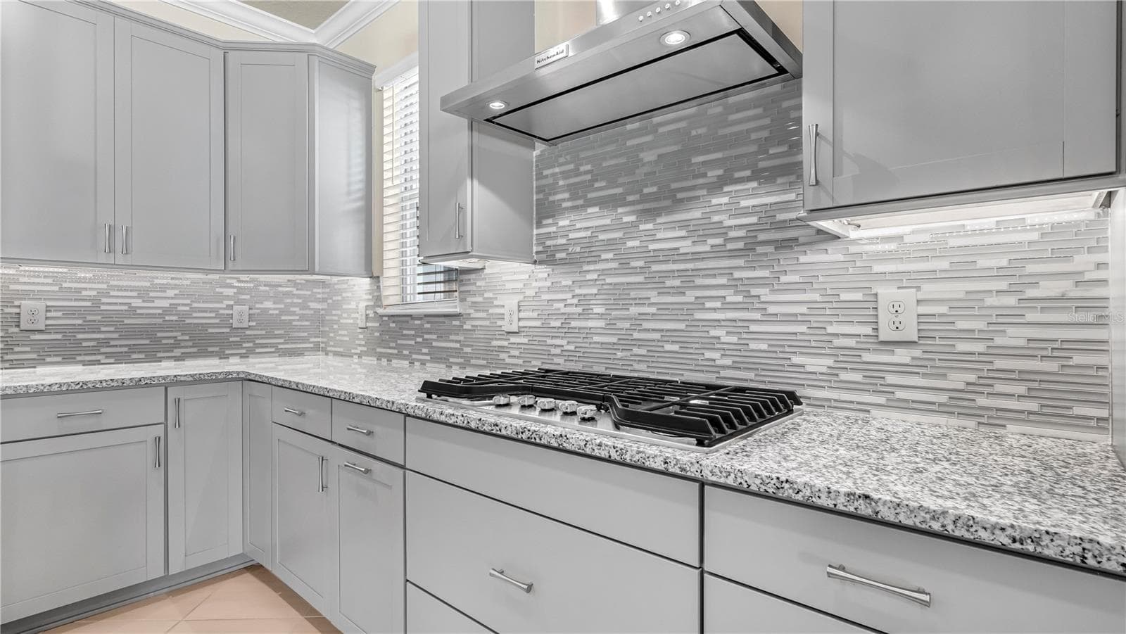 Single Family Residence at 9212 HANGING VINE CT, ORLANDO, photo 6 of 44