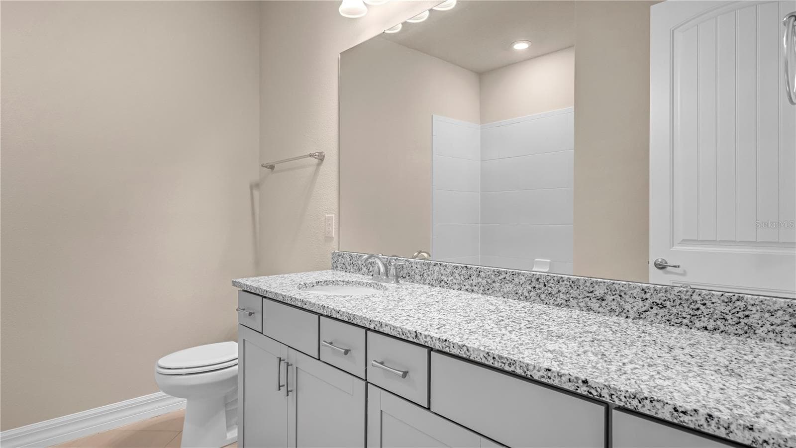 Single Family Residence at 9212 HANGING VINE CT, ORLANDO, photo 19 of 44