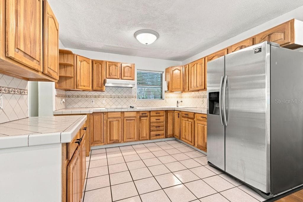 Single Family Residence at 7810 CHAPEL AVE, PORT RICHEY, photo 13 of 95