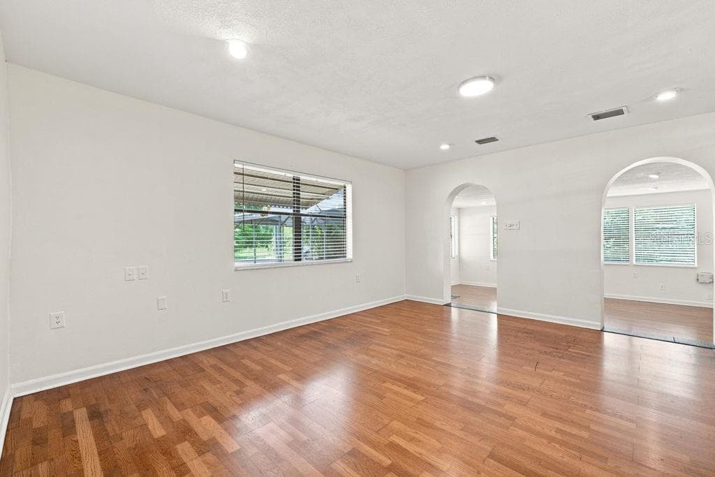 Living Room - 7810 CHAPEL AVE, PORT RICHEY