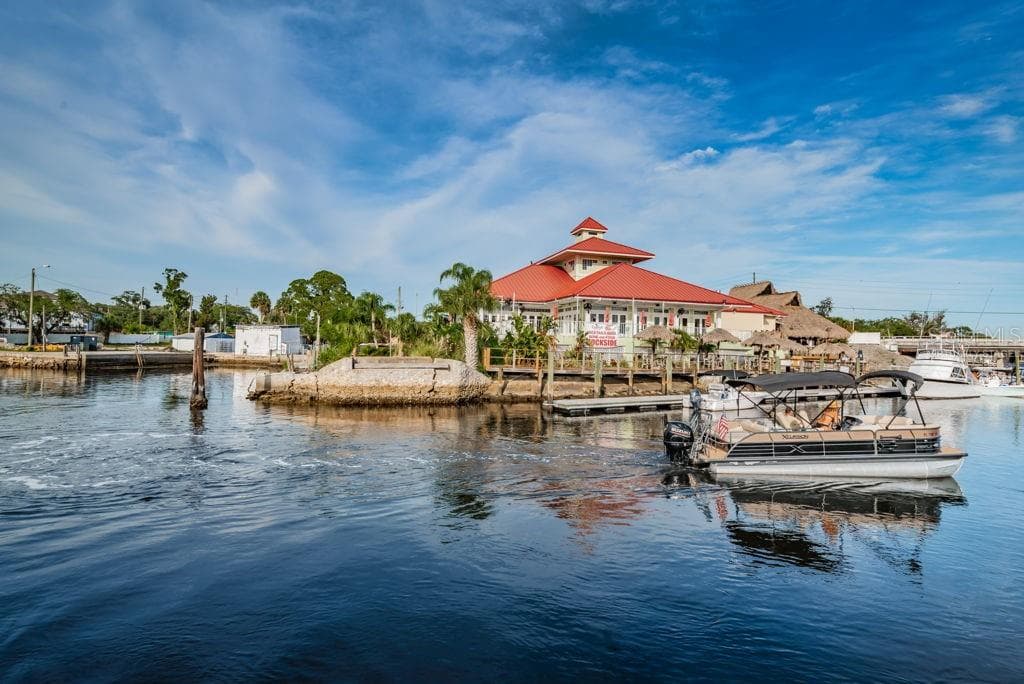 Cathces - 7810 CHAPEL AVE, PORT RICHEY