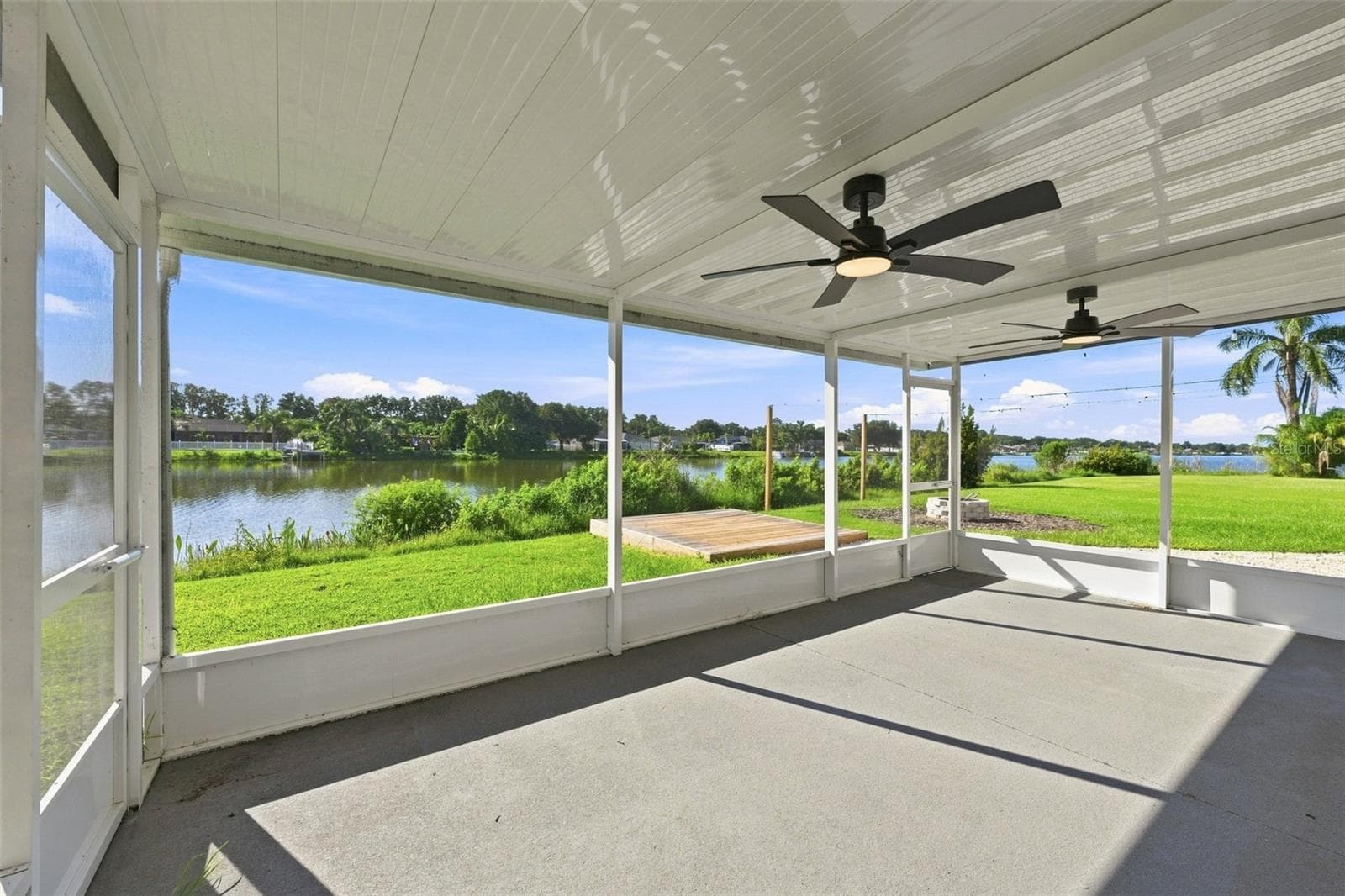 Single Family Residence at 6505 CLAIR NEST CT, APOLLO BEACH, photo 4 of 48