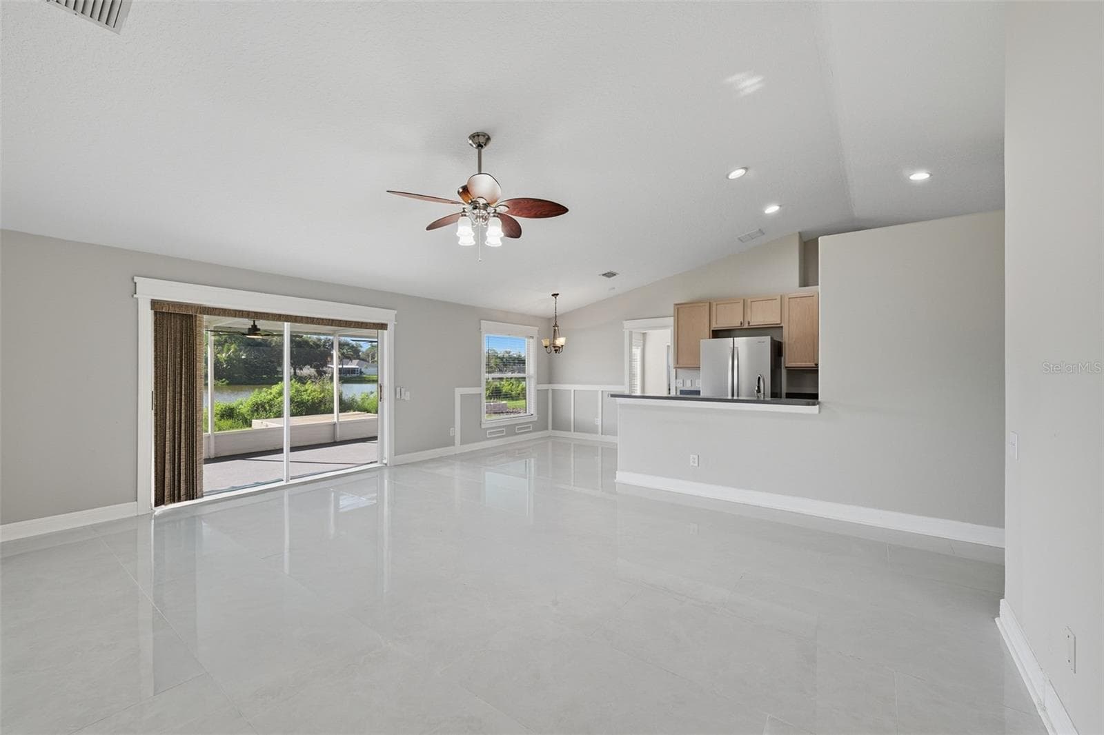 Single Family Residence at 6505 CLAIR NEST CT, APOLLO BEACH, photo 7 of 48