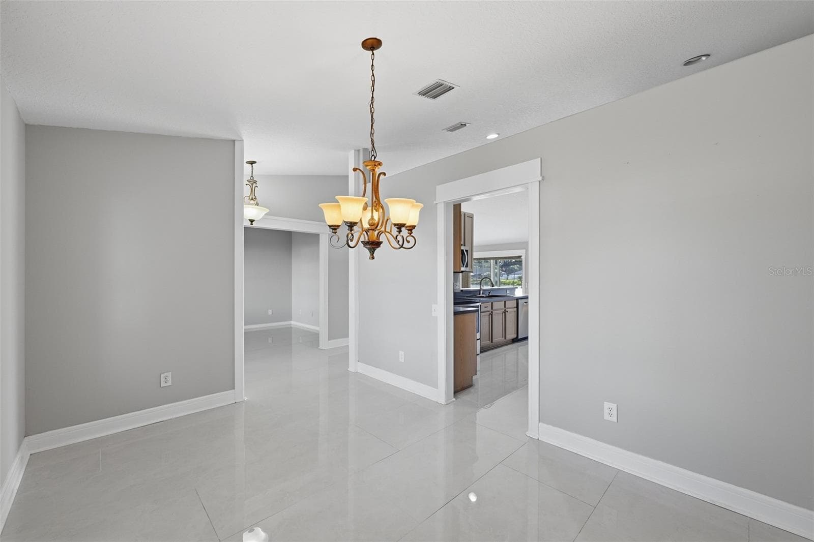 Single Family Residence at 6505 CLAIR NEST CT, APOLLO BEACH, photo 17 of 48