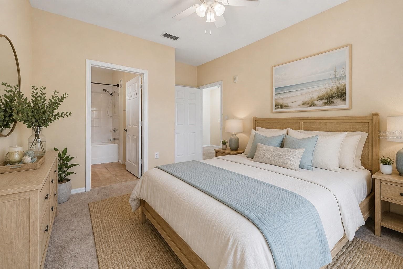 Virtually staged - 10203 COURTNEY PALMS BLVD #103, TAMPA