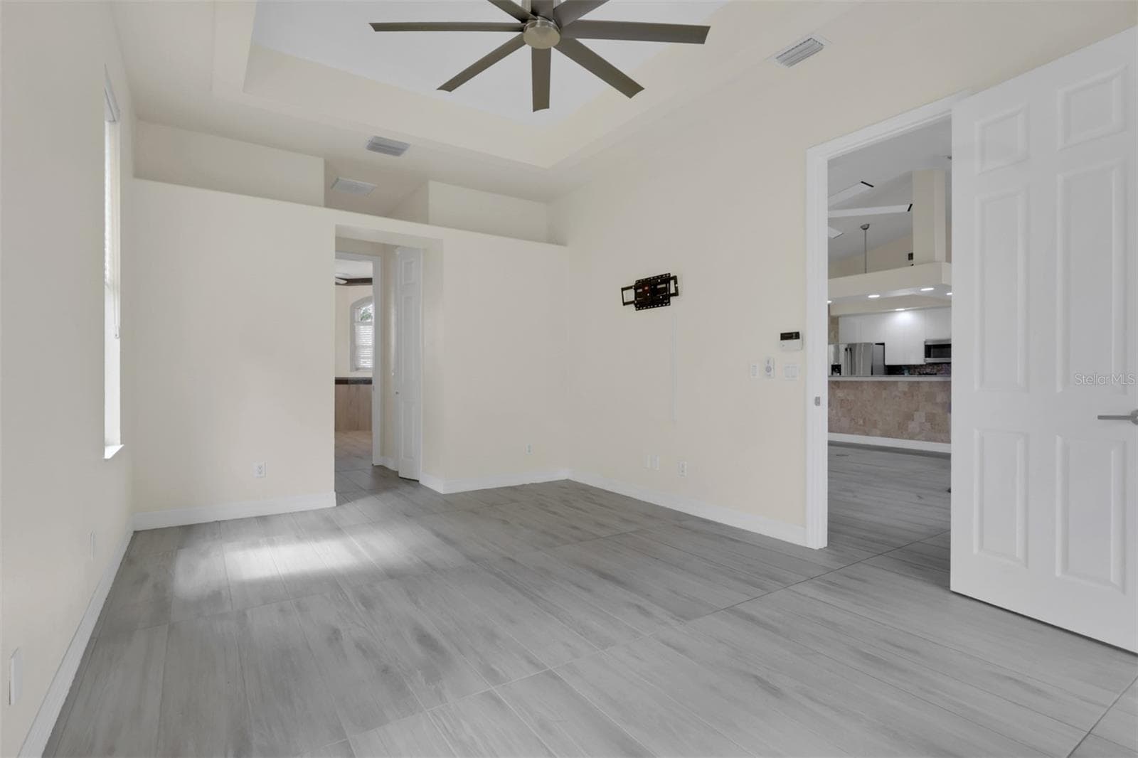 Single Family Residence at 8596 SOUTHWIND BAY CIR, FORT MYERS, photo 18 of 39