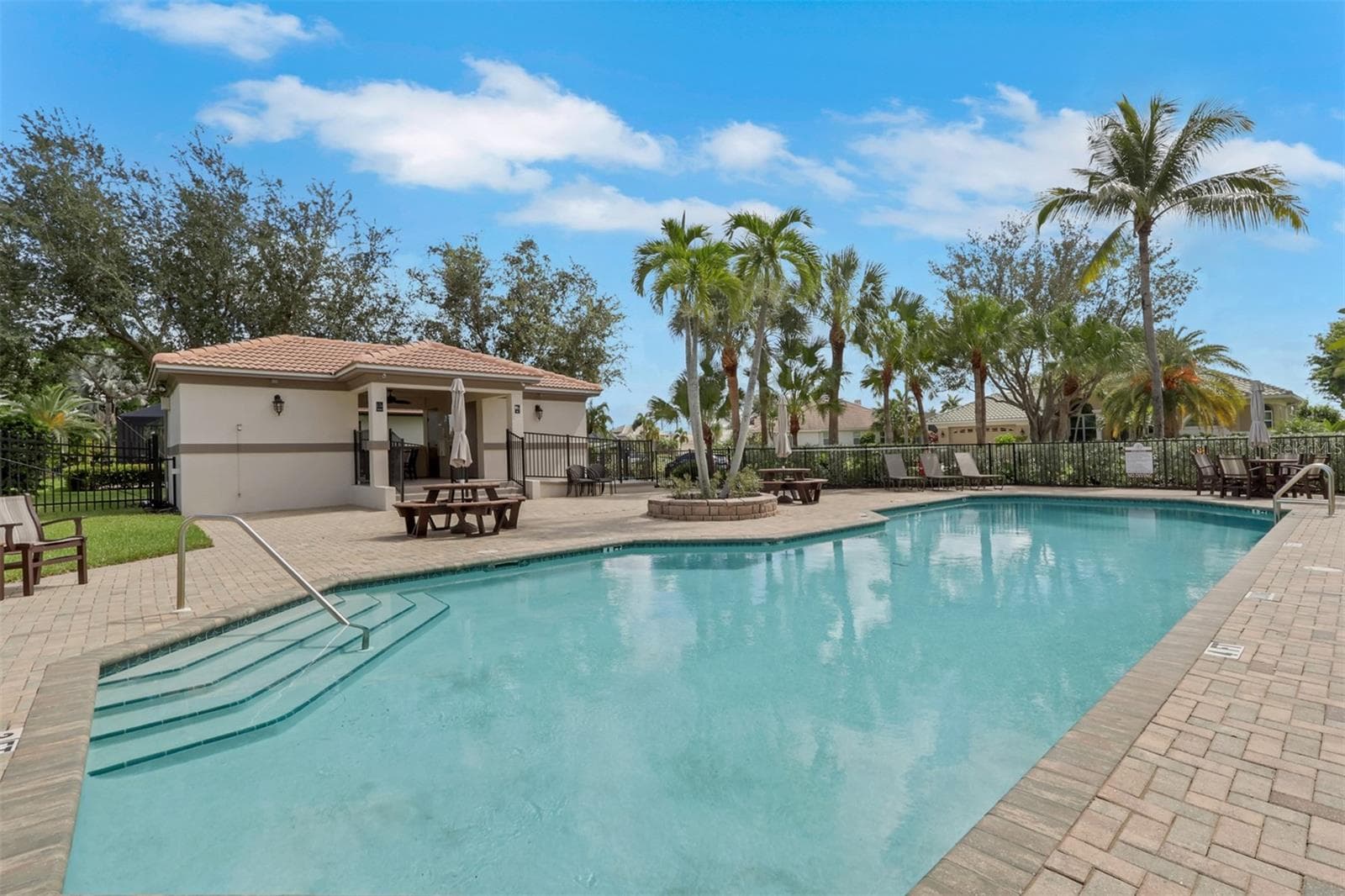 Community Pool and Cabana for social gatherings - 8596 SOUTHWIND BAY CIR, FORT MYERS