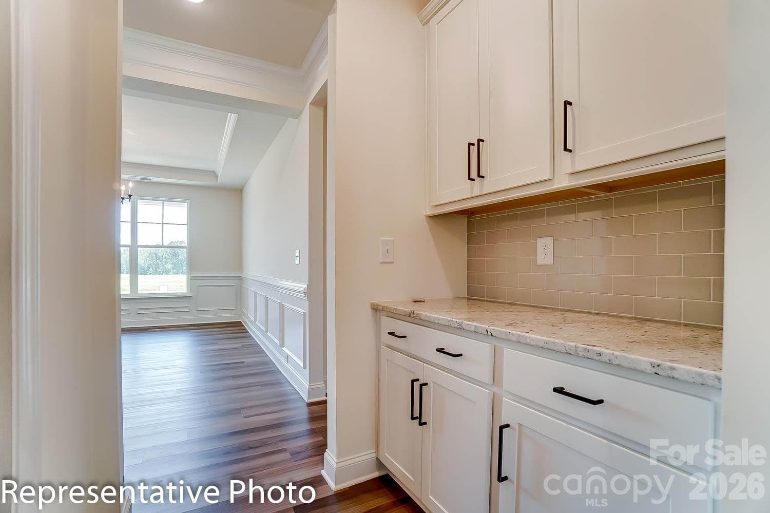 Single Family Residence at 5219 Devonshire Road, Denver, photo 9 of 28