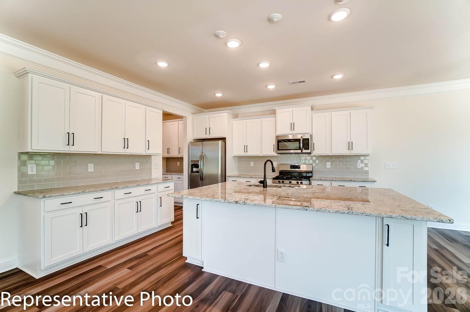 Single Family Residence at 5219 Devonshire Road, Denver, photo 12 of 28