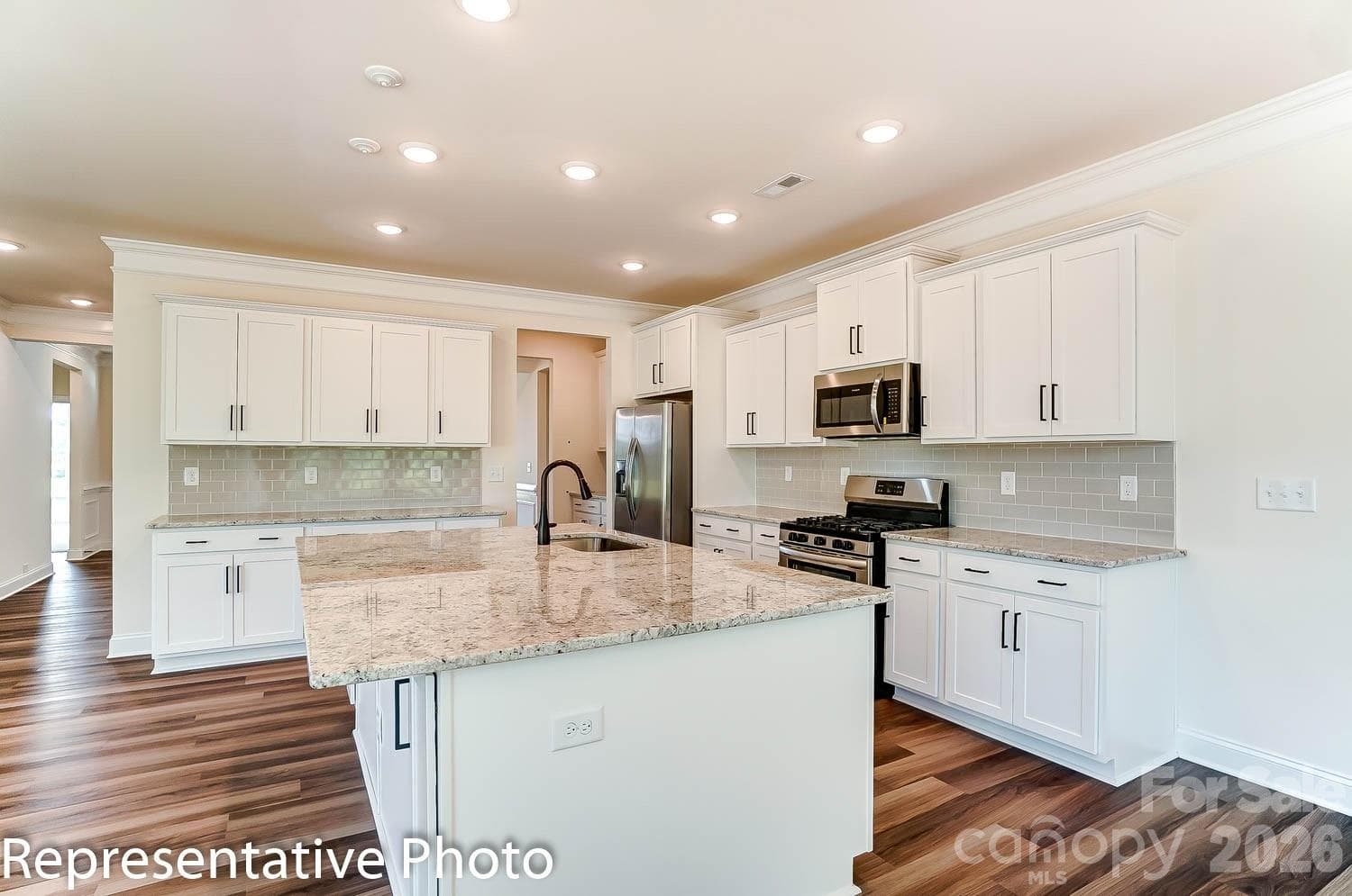 Single Family Residence at 5219 Devonshire Road, Denver, photo 13 of 28