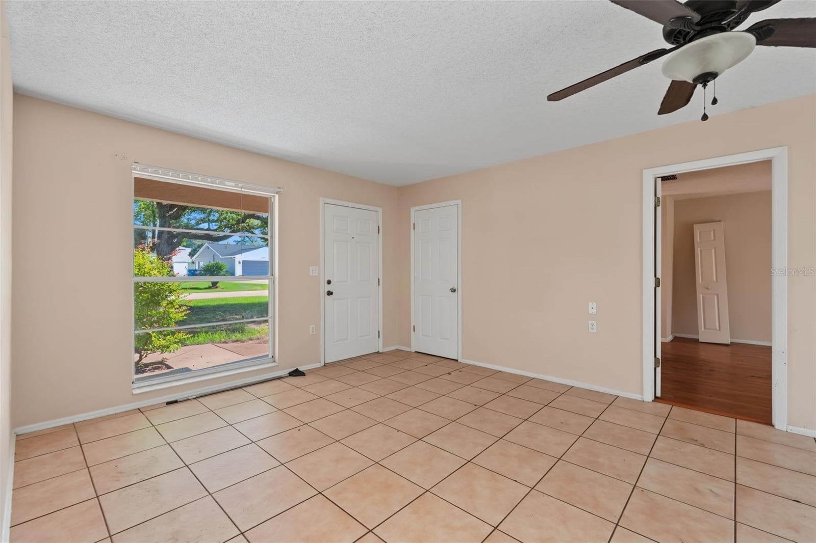 Single Family Residence at 10394 UPTON ST, SPRING HILL, photo 8 of 32