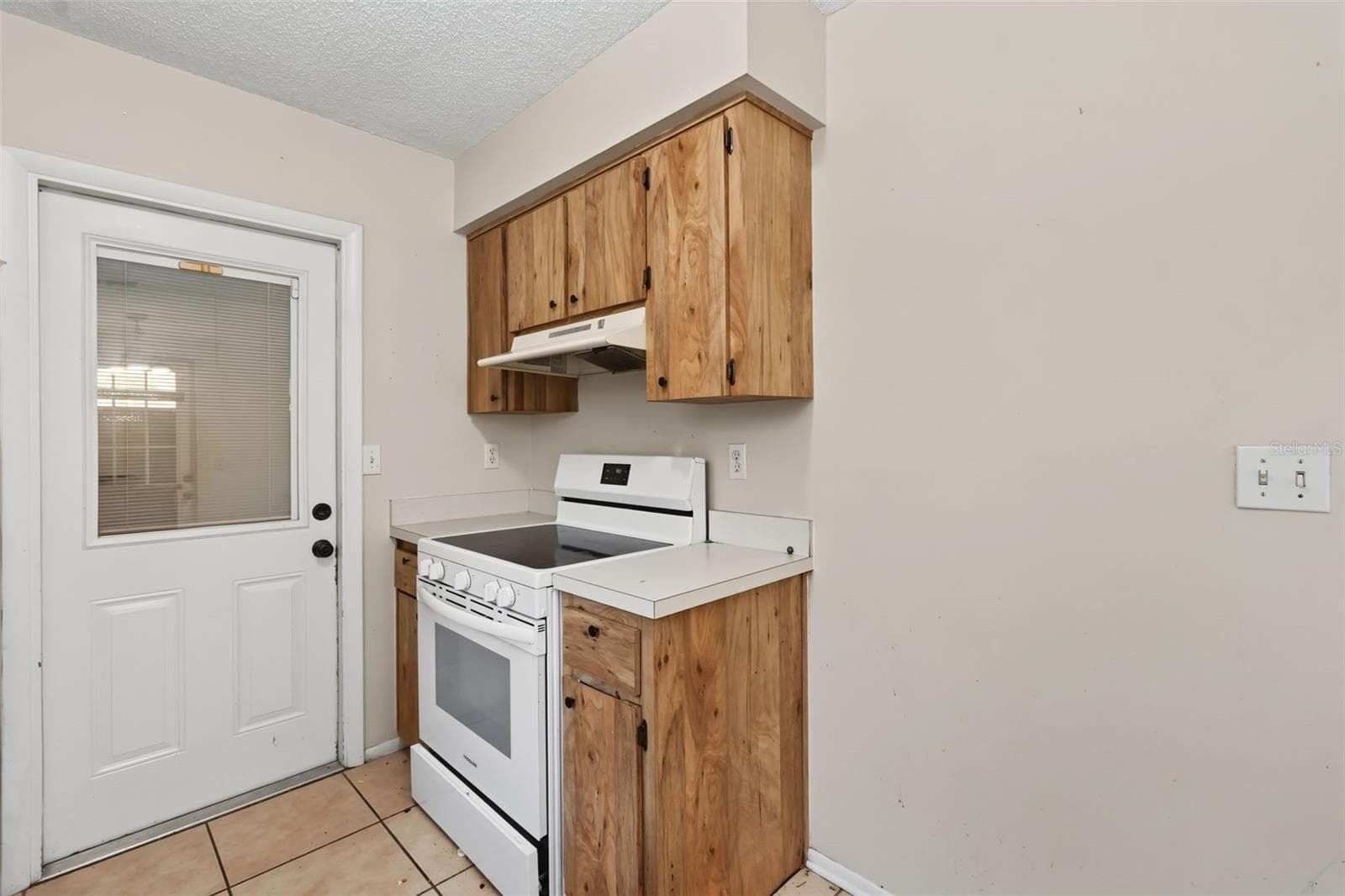 Single Family Residence at 10394 UPTON ST, SPRING HILL, photo 15 of 32