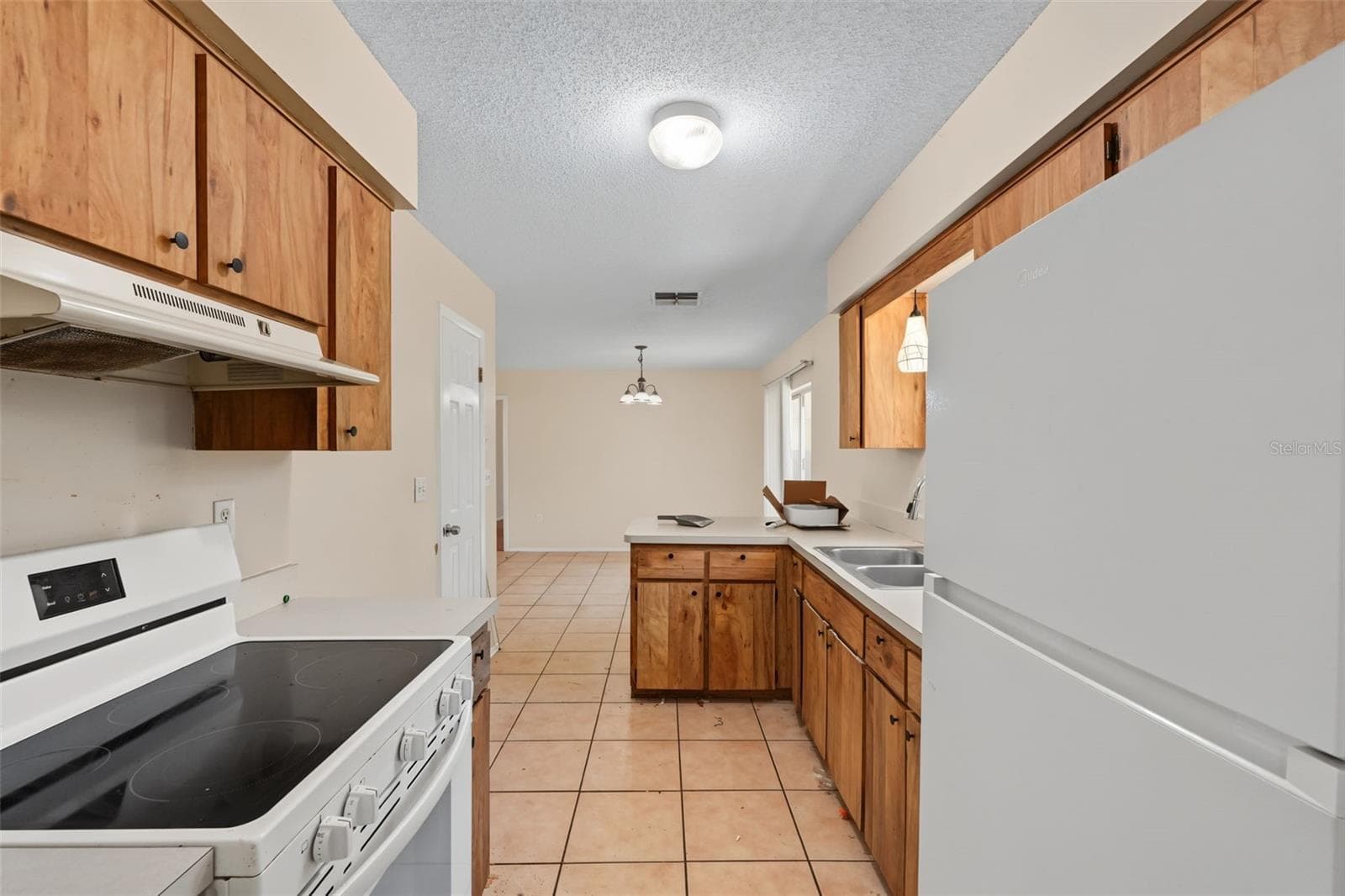 Single Family Residence at 10394 UPTON ST, SPRING HILL, photo 16 of 32