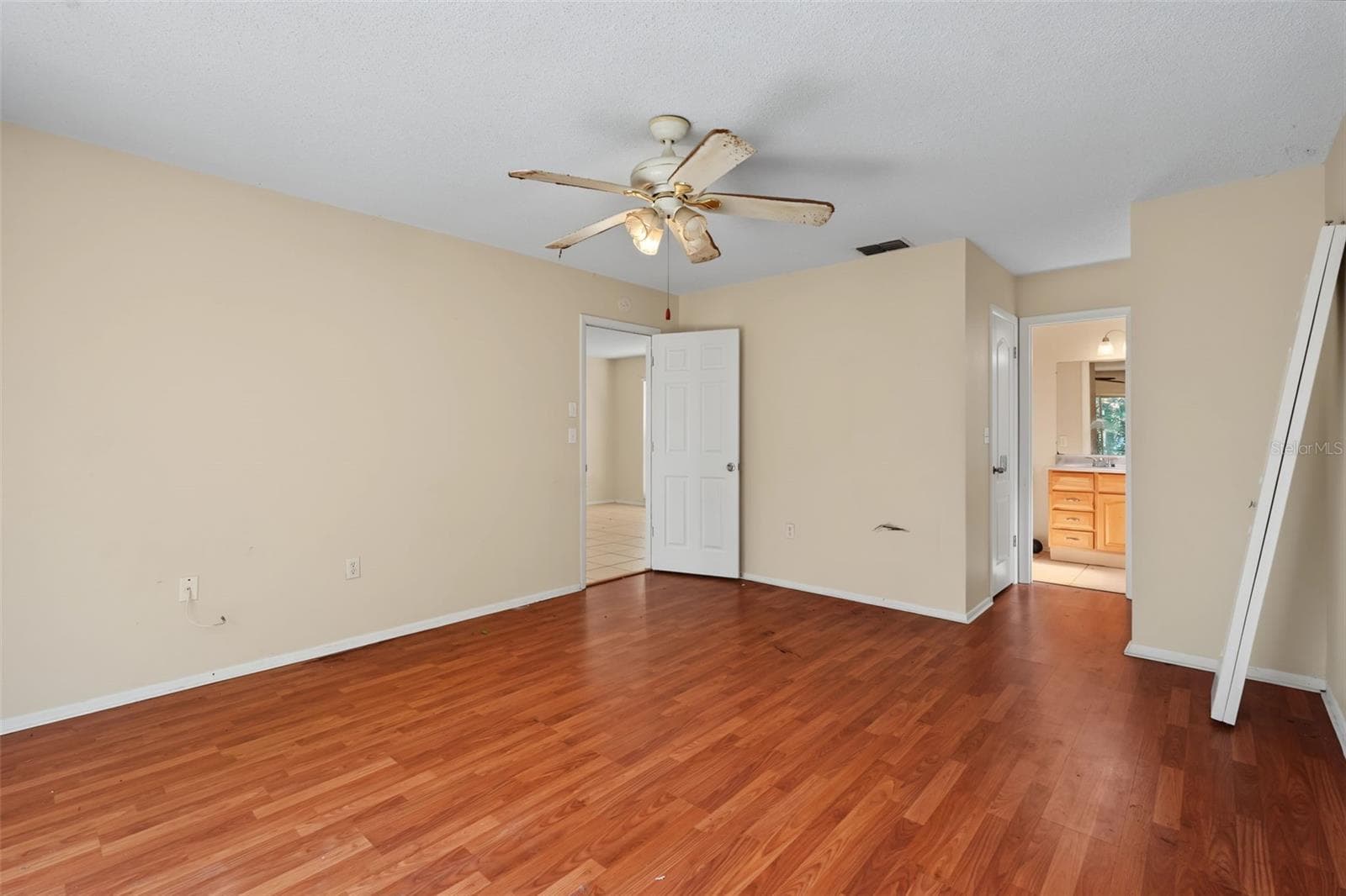 Single Family Residence at 10394 UPTON ST, SPRING HILL, photo 25 of 32