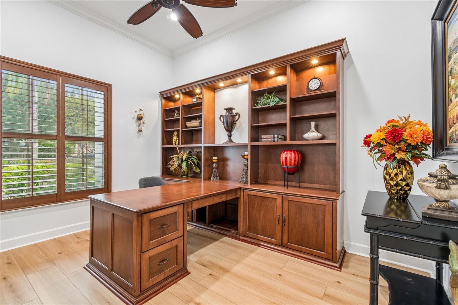 Single Family Residence at 21105 LAKE VIENNA DR, LAND O LAKES, photo 13 of 100