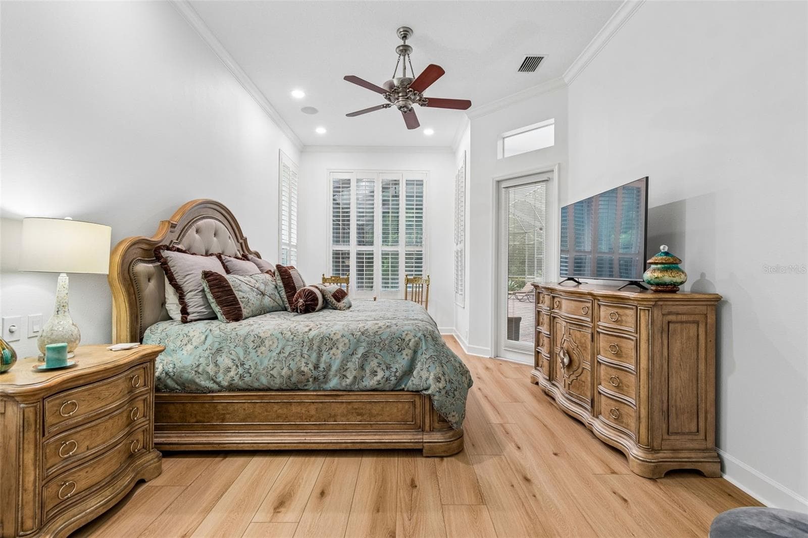 Primary Suite - 21105 LAKE VIENNA DR, LAND O LAKES