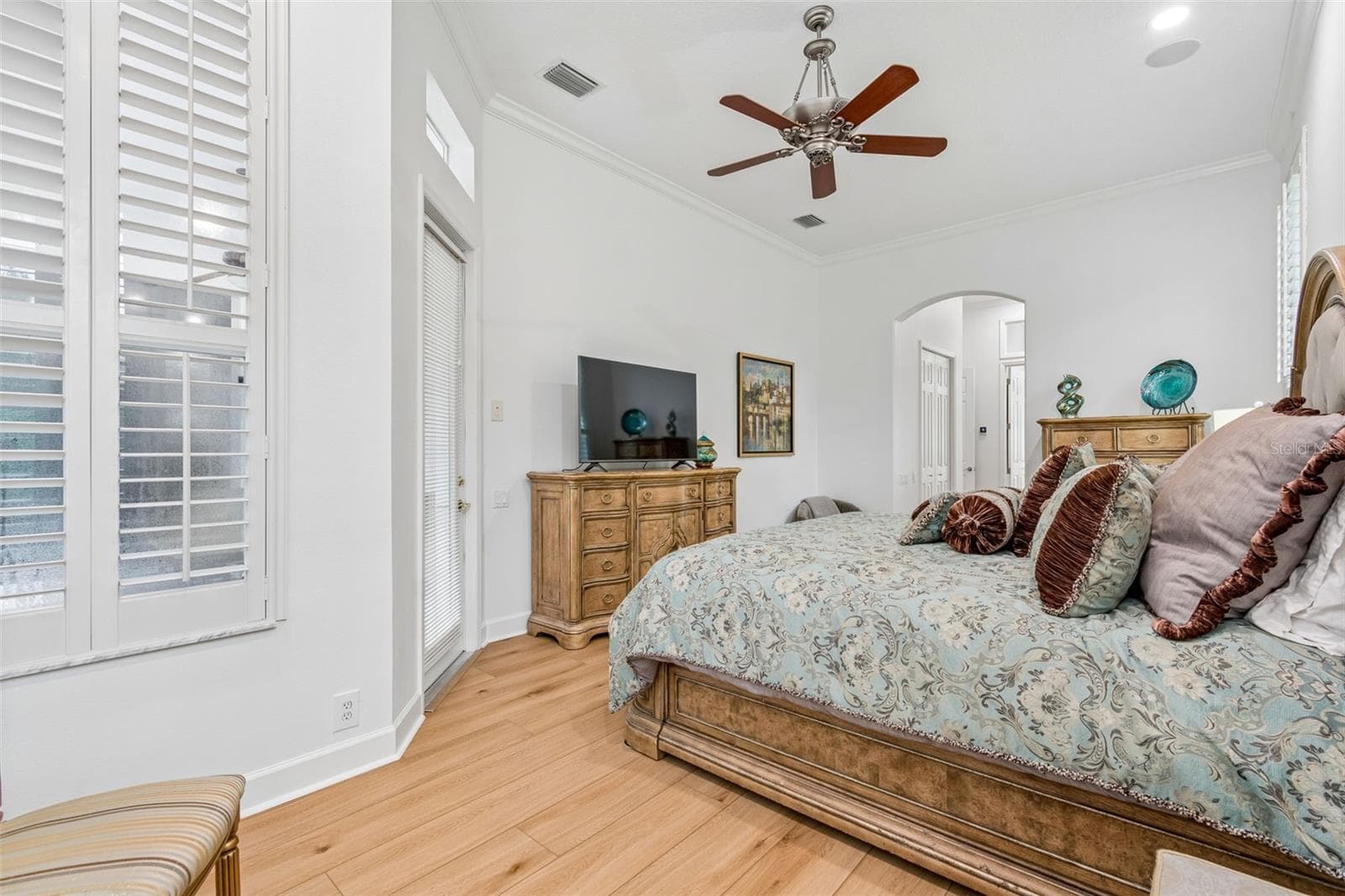 Single Family Residence at 21105 LAKE VIENNA DR, LAND O LAKES, photo 38 of 100