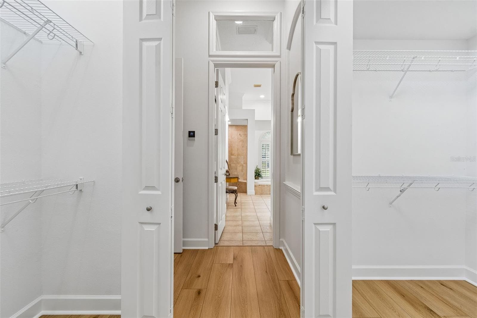 Dual Walk-In Closets - 21105 LAKE VIENNA DR, LAND O LAKES