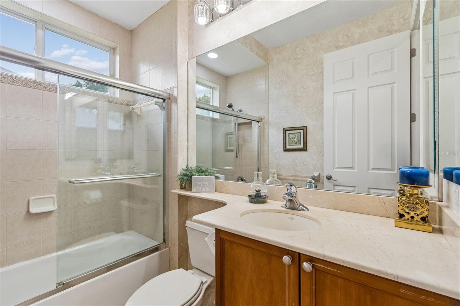 Bathroom #2 - 21105 LAKE VIENNA DR, LAND O LAKES