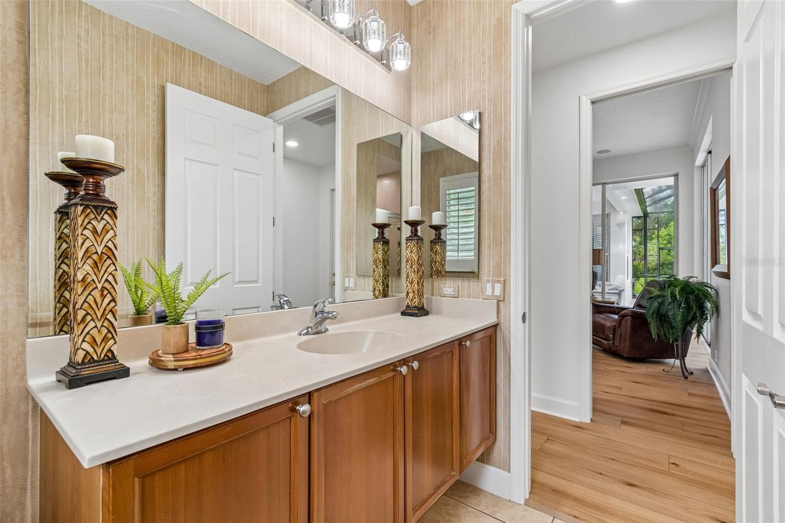 Single Family Residence at 21105 LAKE VIENNA DR, LAND O LAKES, photo 57 of 100