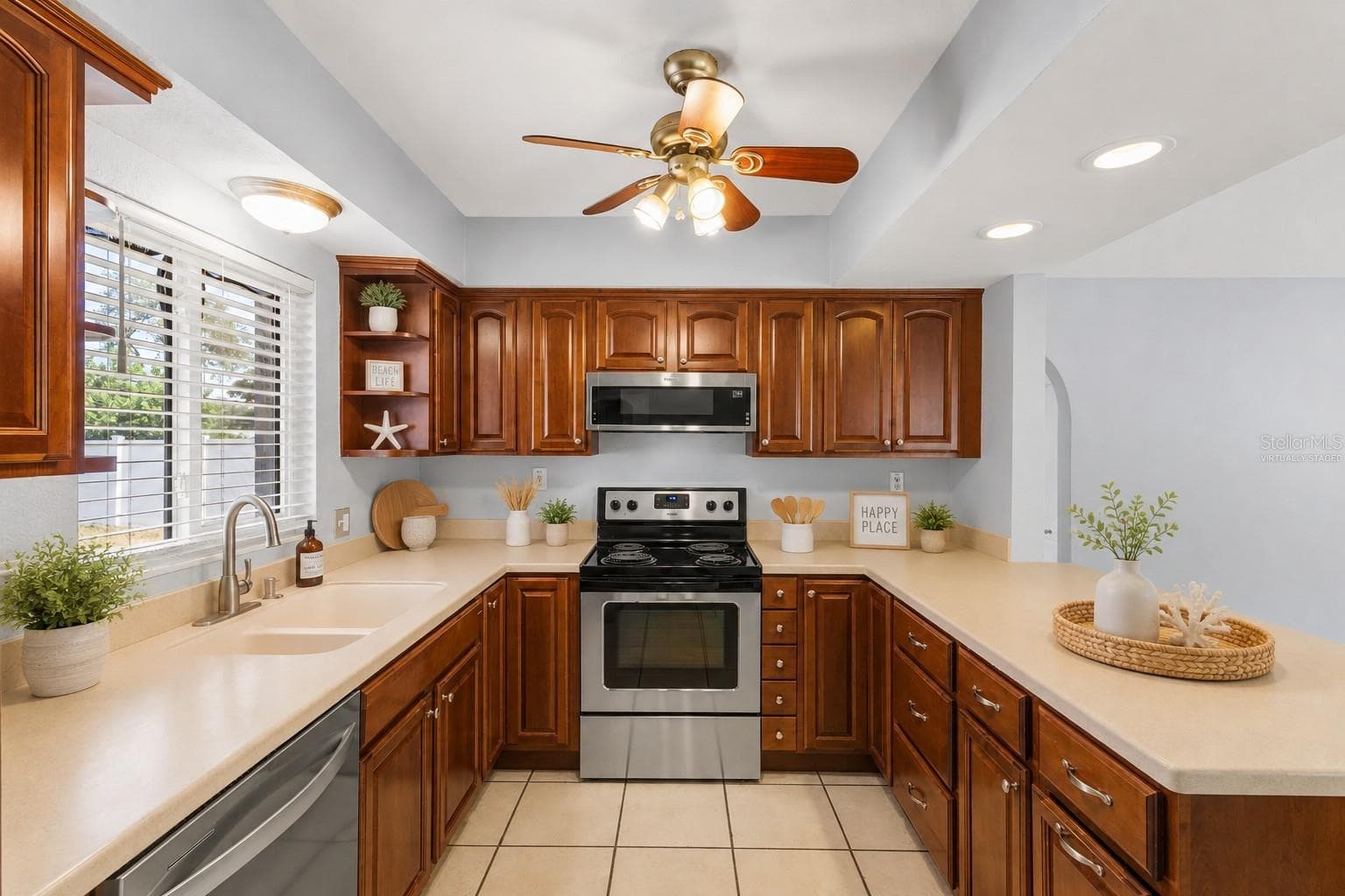 Virtually Staged Kitchen - 605 S FLORIDA AVE, TARPON SPRINGS