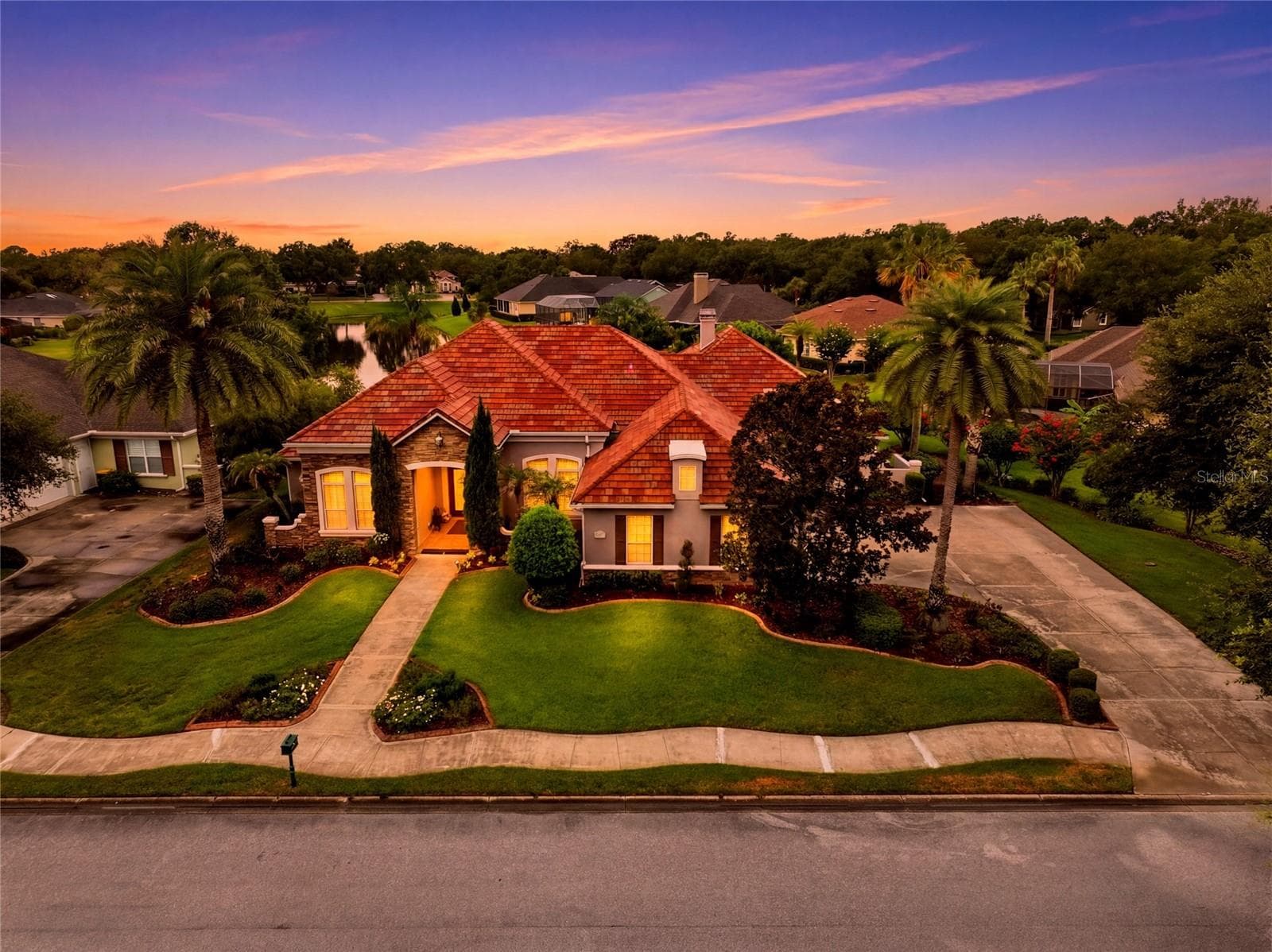 1059 CEASARS CT