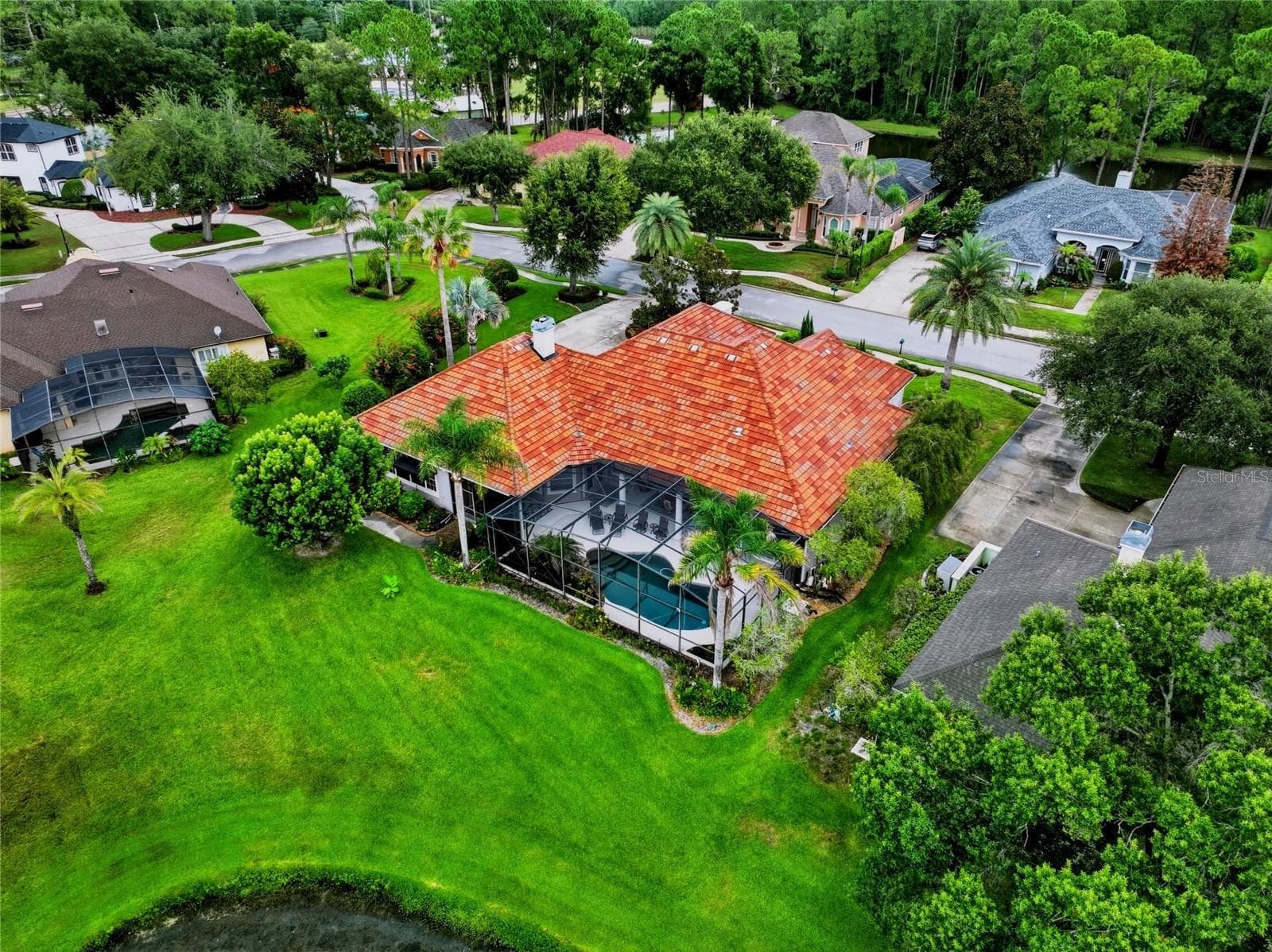 Single Family Residence at 1059 CEASARS CT, MOUNT DORA, photo 6 of 72