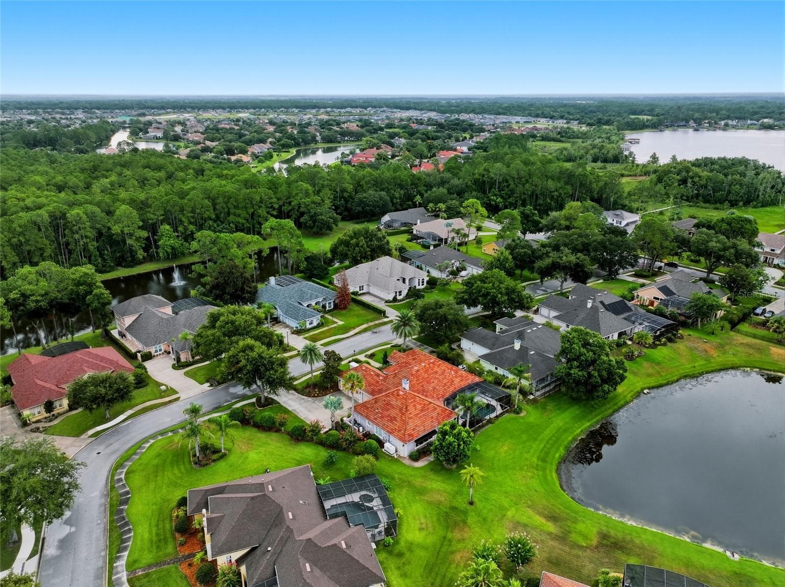 Single Family Residence at 1059 CEASARS CT, MOUNT DORA, photo 9 of 72