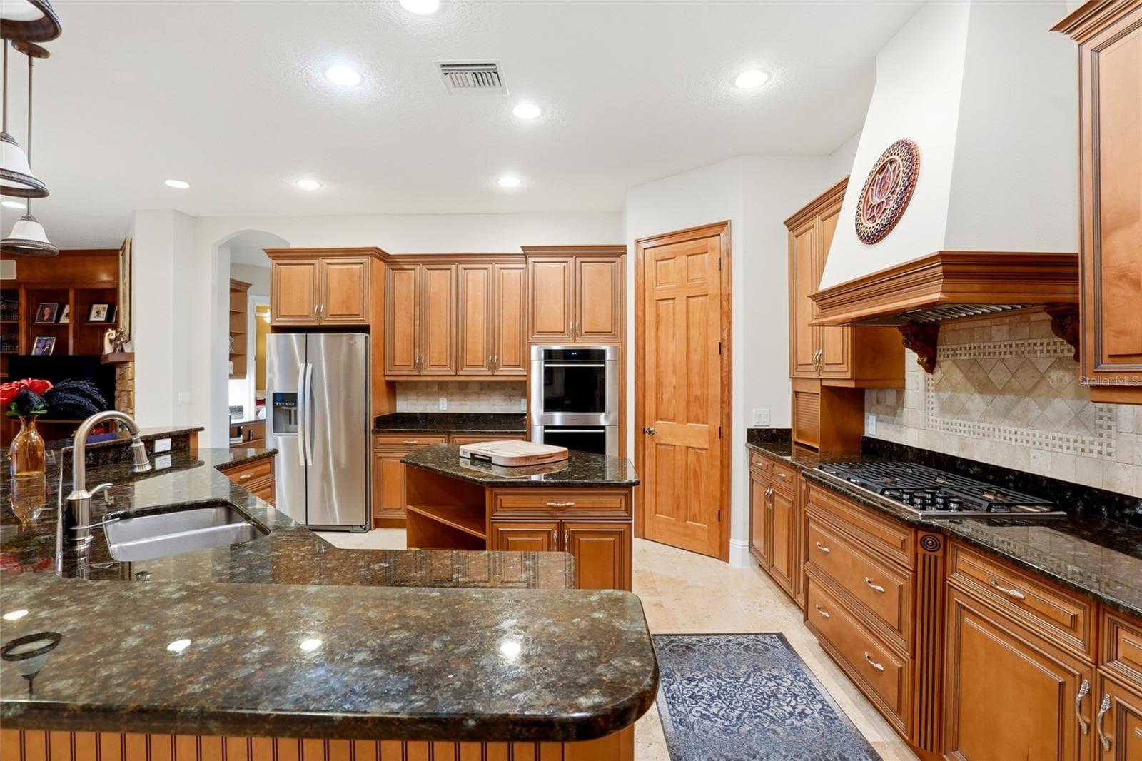 Single Family Residence at 1059 CEASARS CT, MOUNT DORA, photo 21 of 72