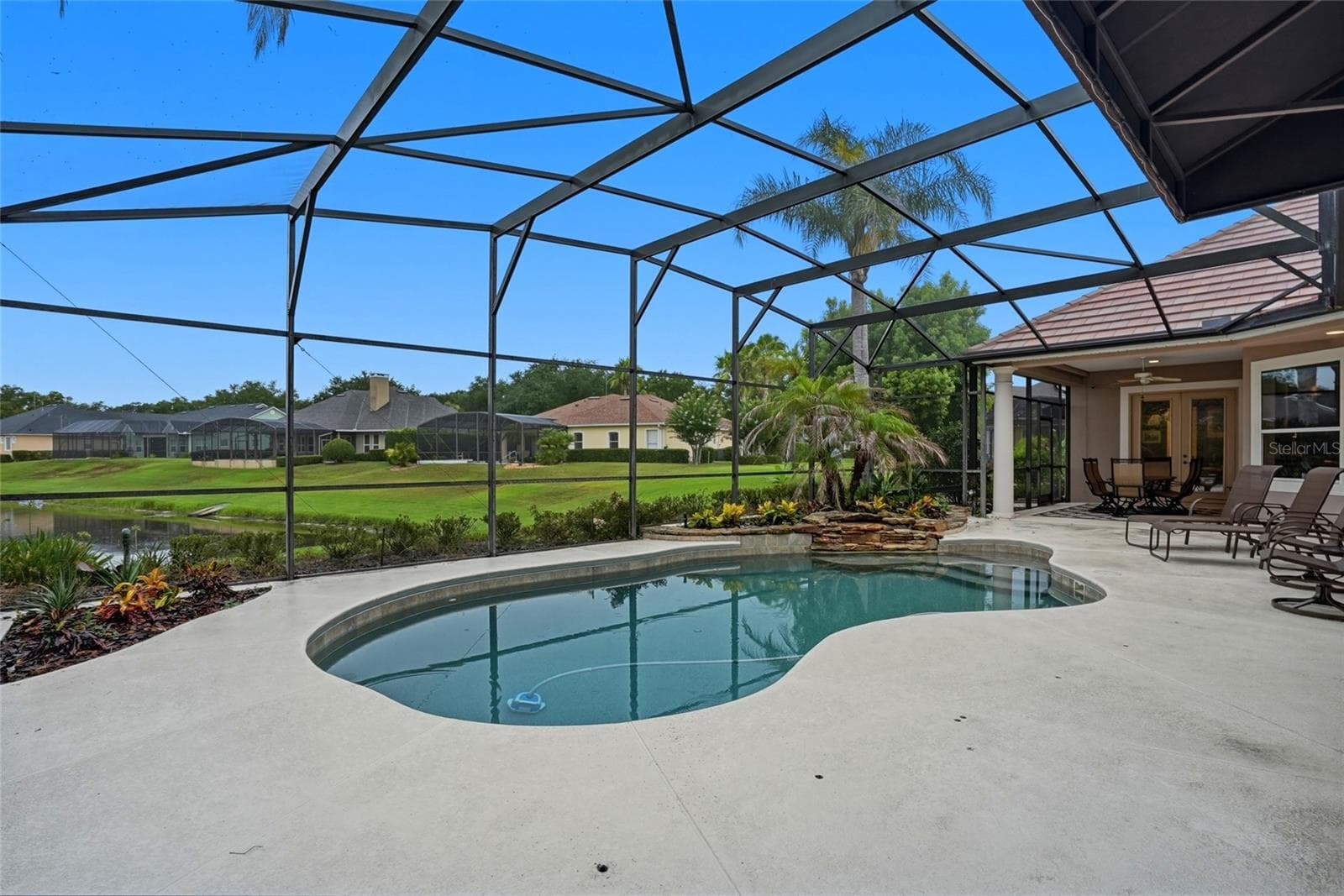 Single Family Residence at 1059 CEASARS CT, MOUNT DORA, photo 53 of 72
