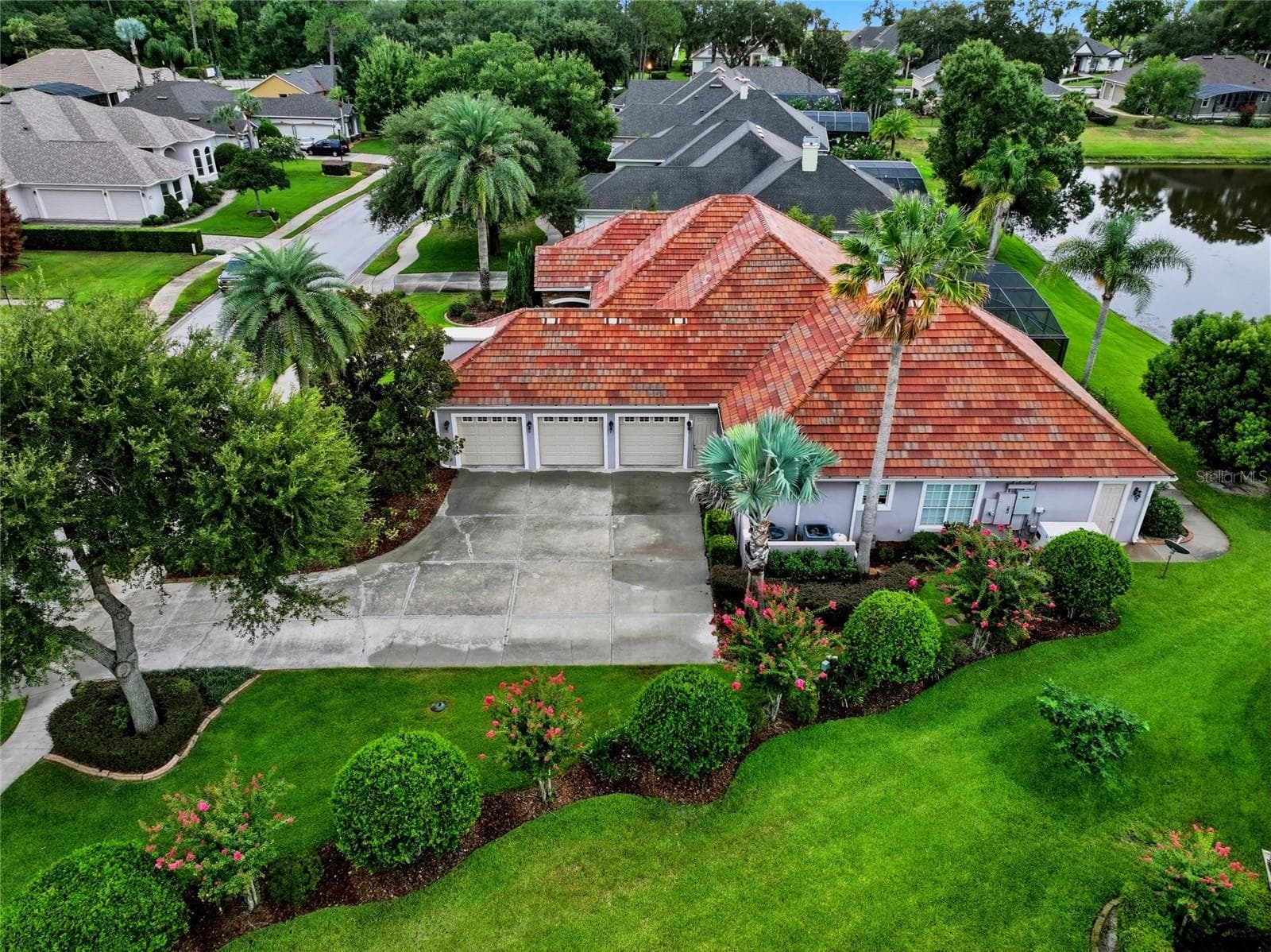 Single Family Residence at 1059 CEASARS CT, MOUNT DORA, photo 62 of 72