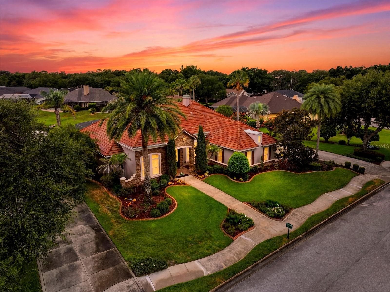 Single Family Residence at 1059 CEASARS CT, MOUNT DORA, photo 64 of 72
