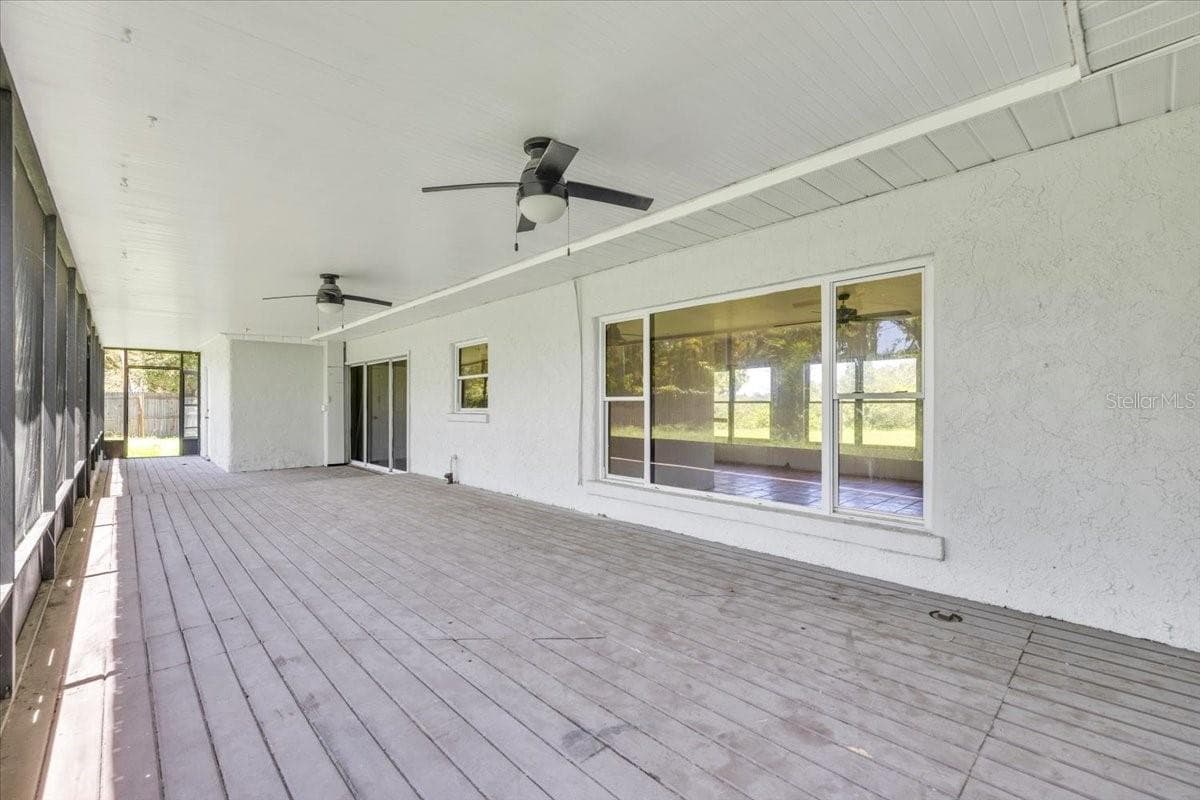 Single Family Residence at 807 LUCILLE AVE, NOKOMIS, photo 29 of 45