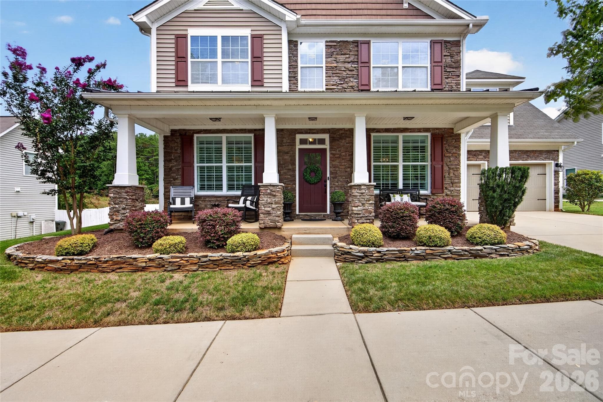 Single Family Residence at 6403 Torrence Trace Drive, Huntersville, photo 3 of 42