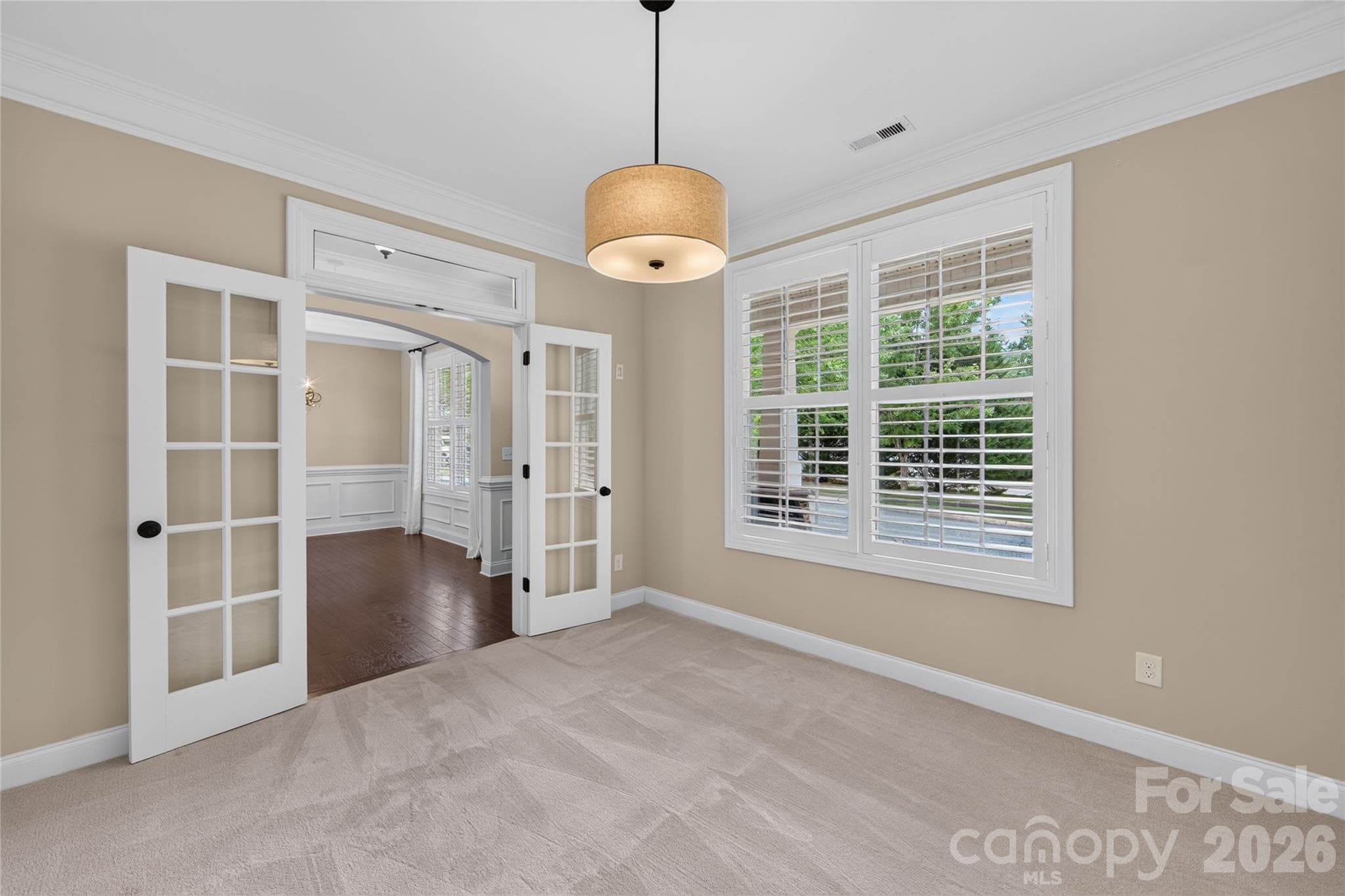 Single Family Residence at 6403 Torrence Trace Drive, Huntersville, photo 6 of 42