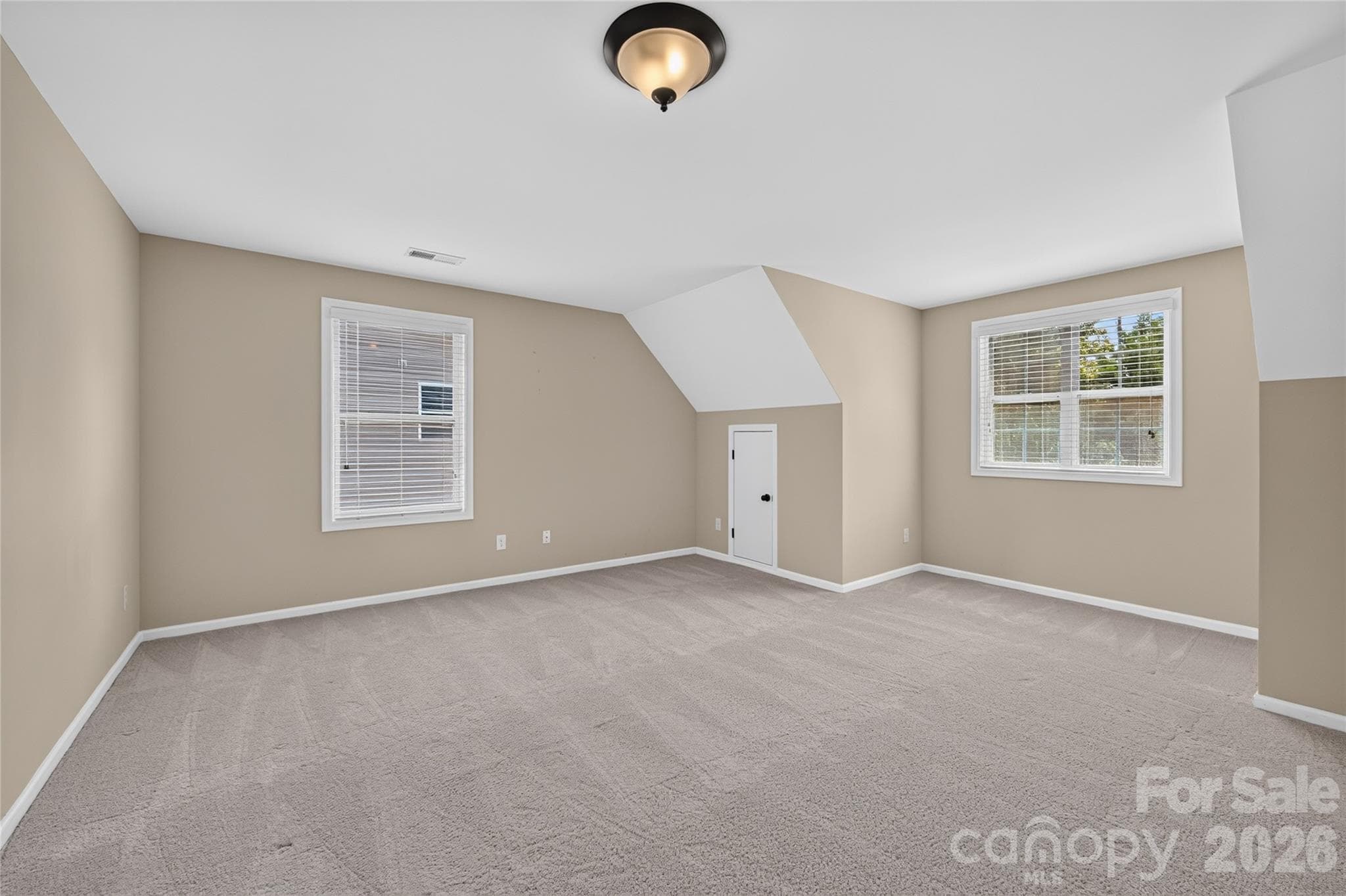 Single Family Residence at 6403 Torrence Trace Drive, Huntersville, photo 27 of 42