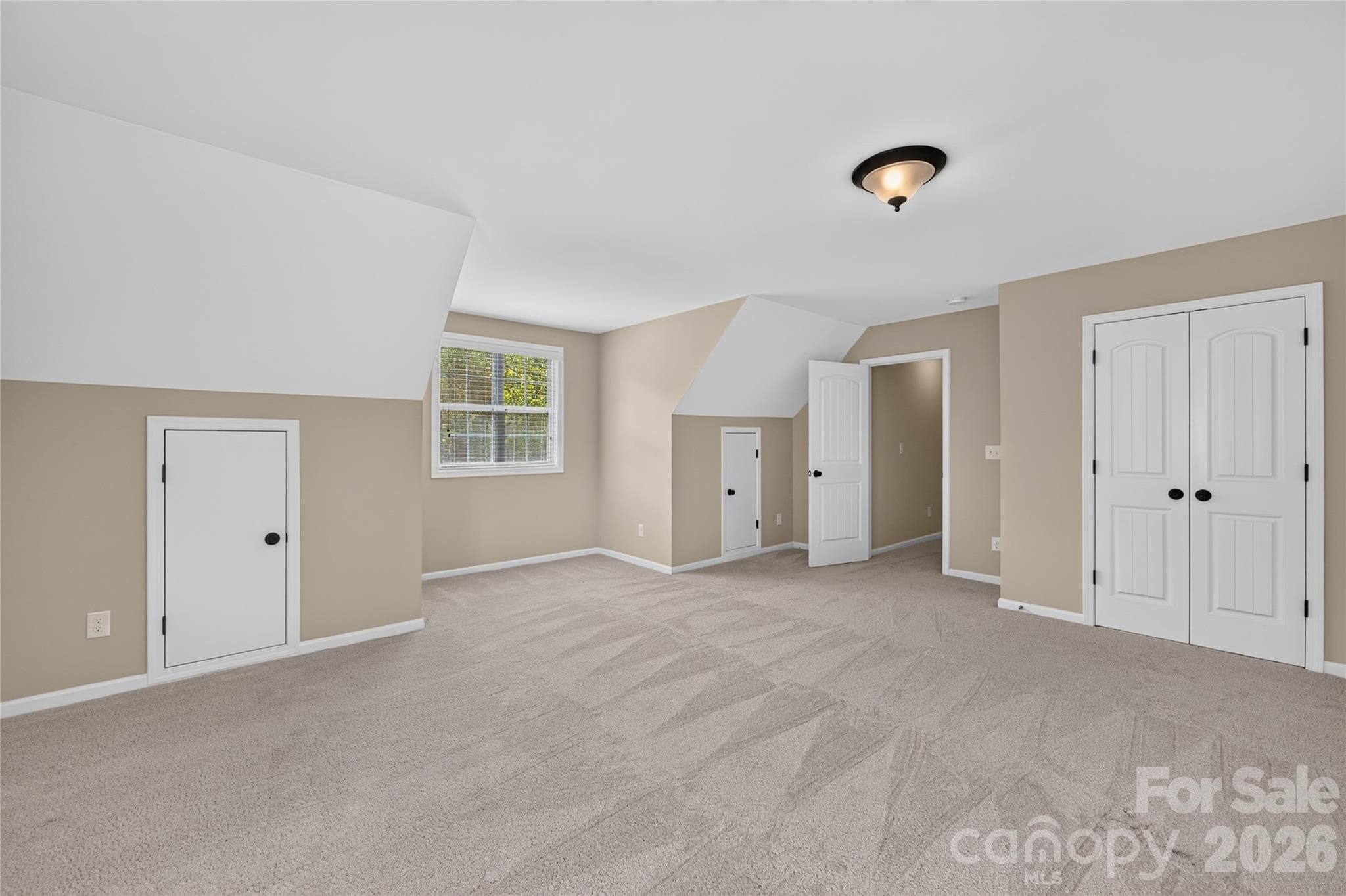 Single Family Residence at 6403 Torrence Trace Drive, Huntersville, photo 28 of 42