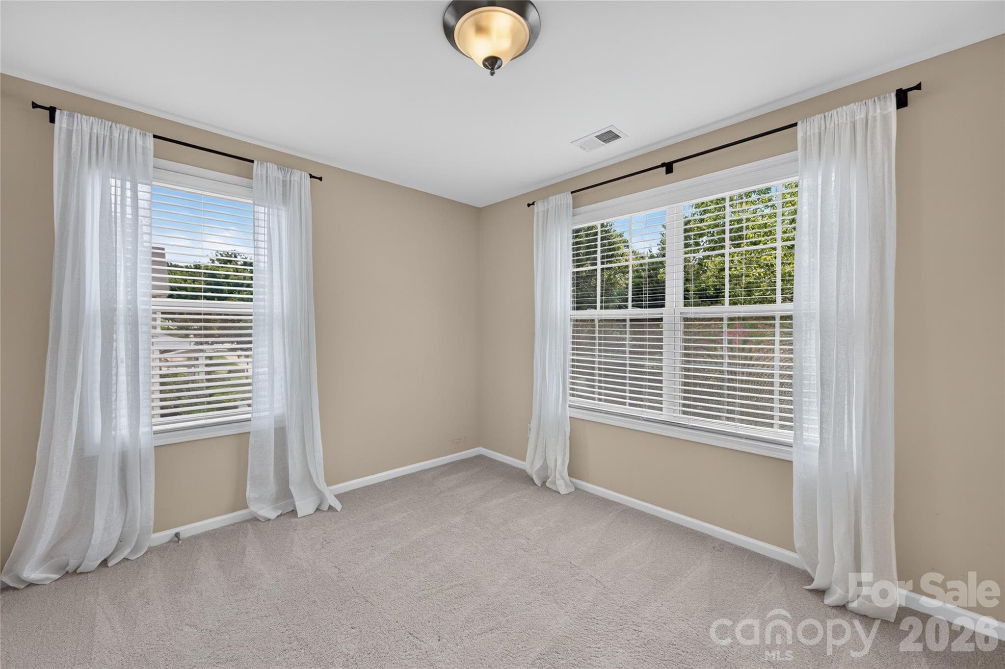 Single Family Residence at 6403 Torrence Trace Drive, Huntersville, photo 30 of 42