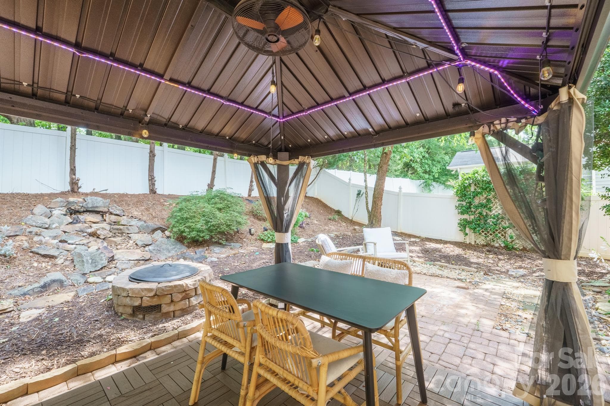 Single Family Residence at 17916 Caldwell Track Drive, Cornelius, photo 32 of 37