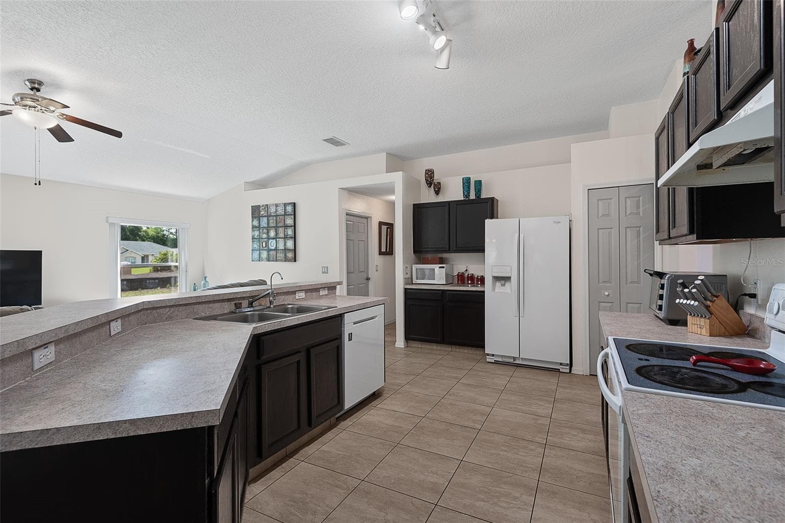 Single Family Residence at 3 RUSSMAN LN, PALM COAST, photo 13 of 69