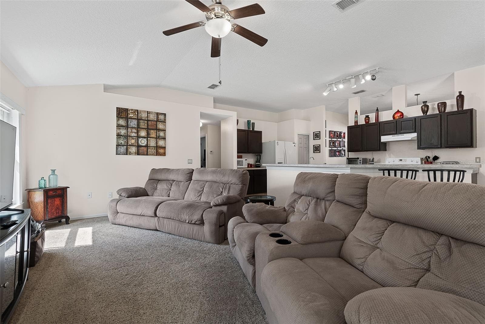 Single Family Residence at 3 RUSSMAN LN, PALM COAST, photo 23 of 69