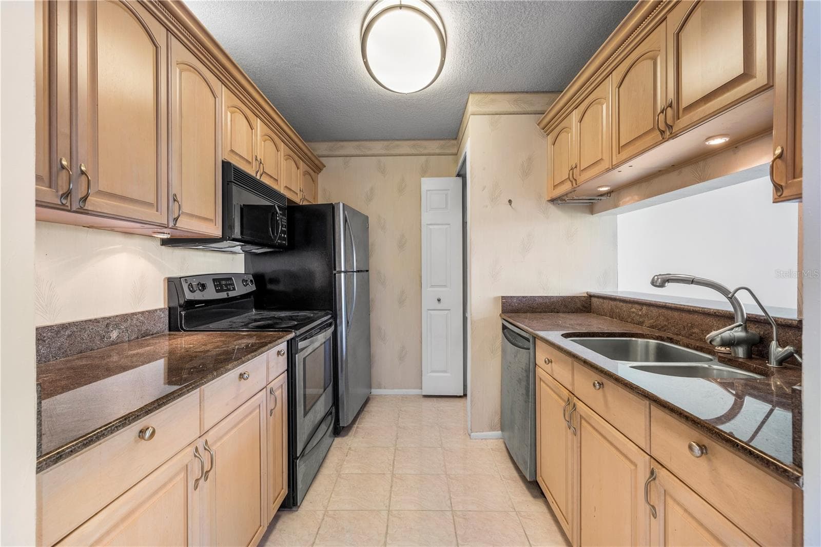 Condominium at 428 MOORINGS COVE DR #7F, TARPON SPRINGS, photo 18 of 57