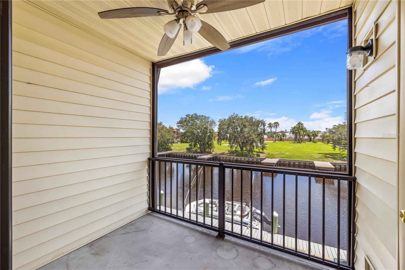 Condominium at 428 MOORINGS COVE DR #7F, TARPON SPRINGS, photo 34 of 57