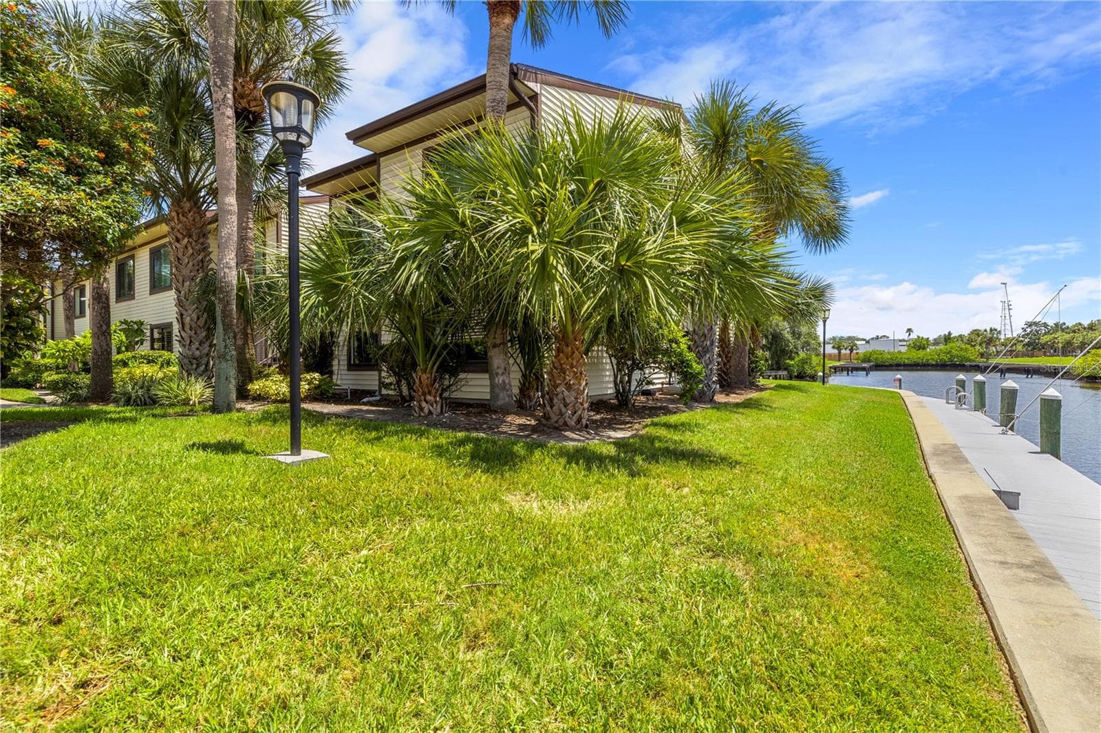 Condominium at 428 MOORINGS COVE DR #7F, TARPON SPRINGS, photo 39 of 57