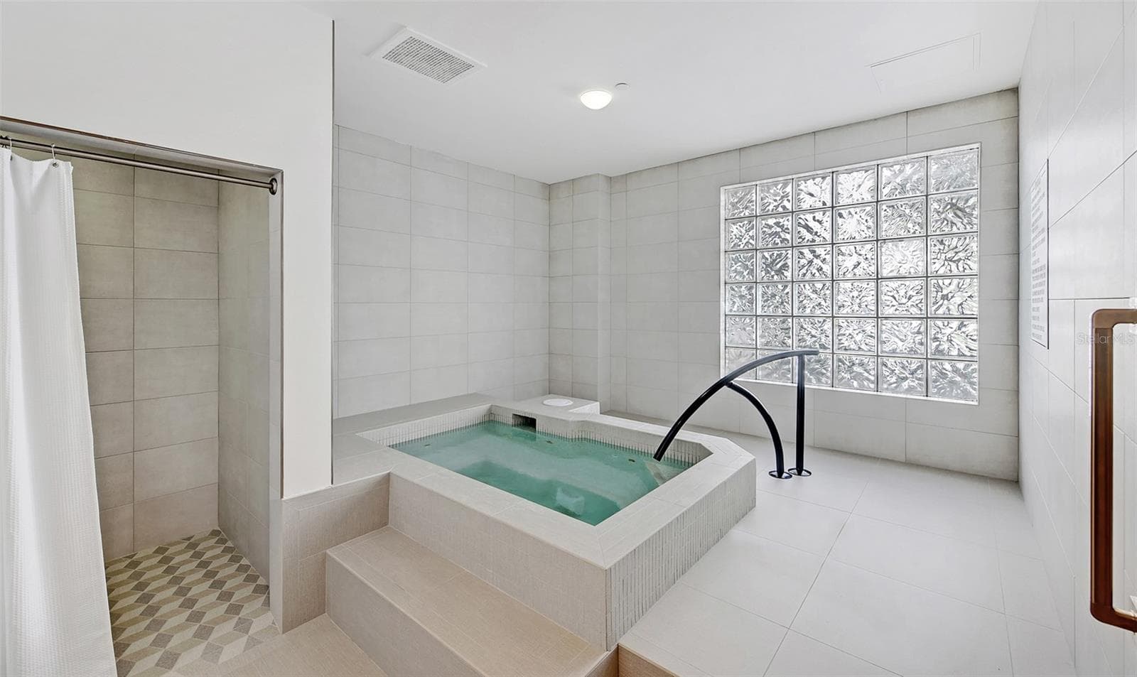 Condominium at 1241 GULF OF MEXICO DR #303, LONGBOAT KEY, photo 63 of 78