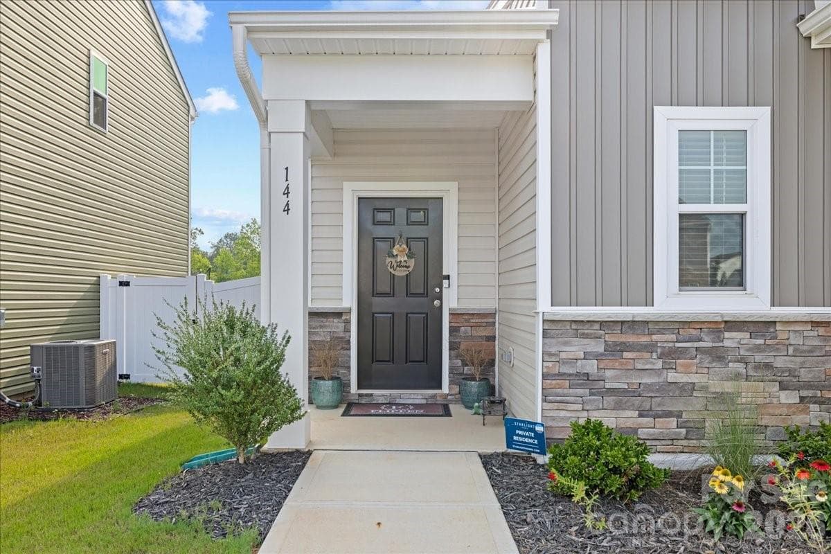 Single Family Residence at 144 BABBLING BROOK Drive, Clayton, photo 2 of 48