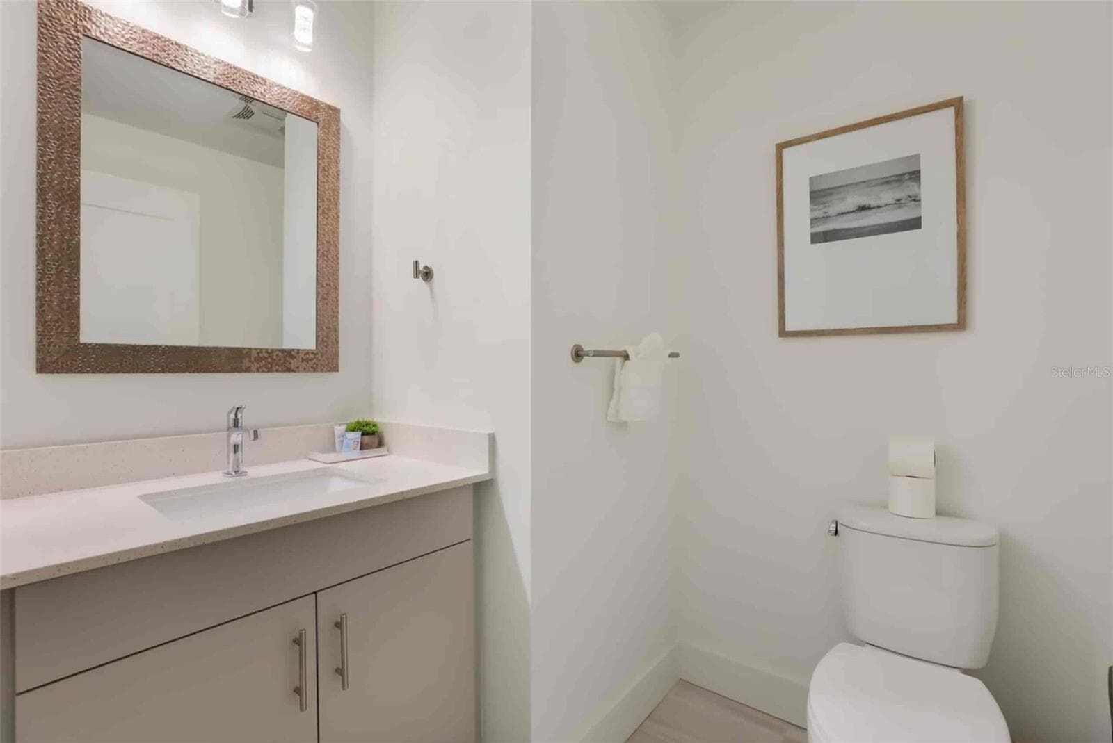 Condominium at 1703 N TAMIAMI TRL #210, SARASOTA, photo 35 of 41