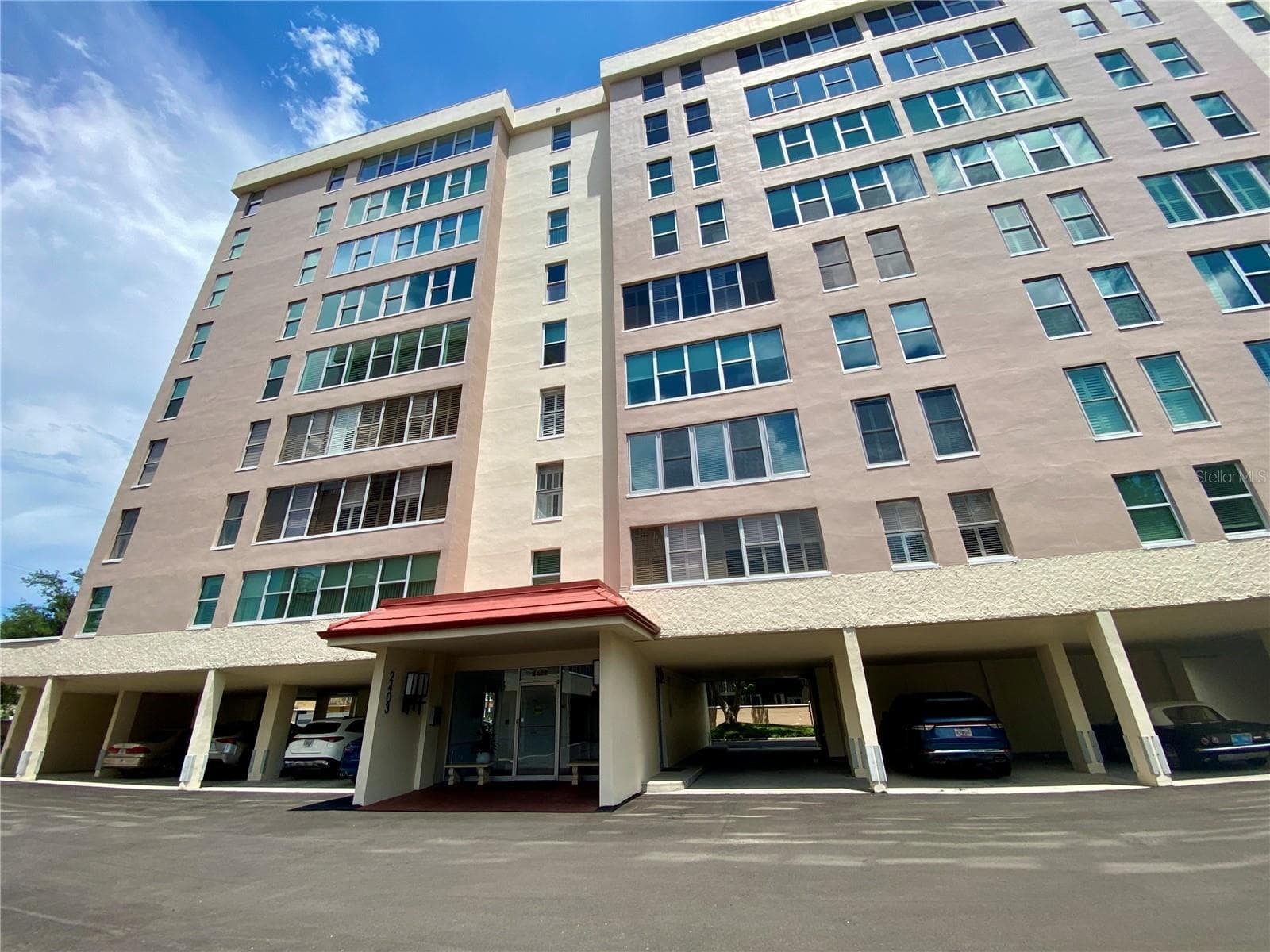 Building 2403 - 2403 S ARDSON PL #402B, TAMPA