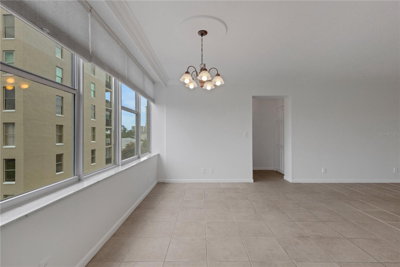 Seller had dining table here but there are many options - 2403 S ARDSON PL #402B, TAMPA