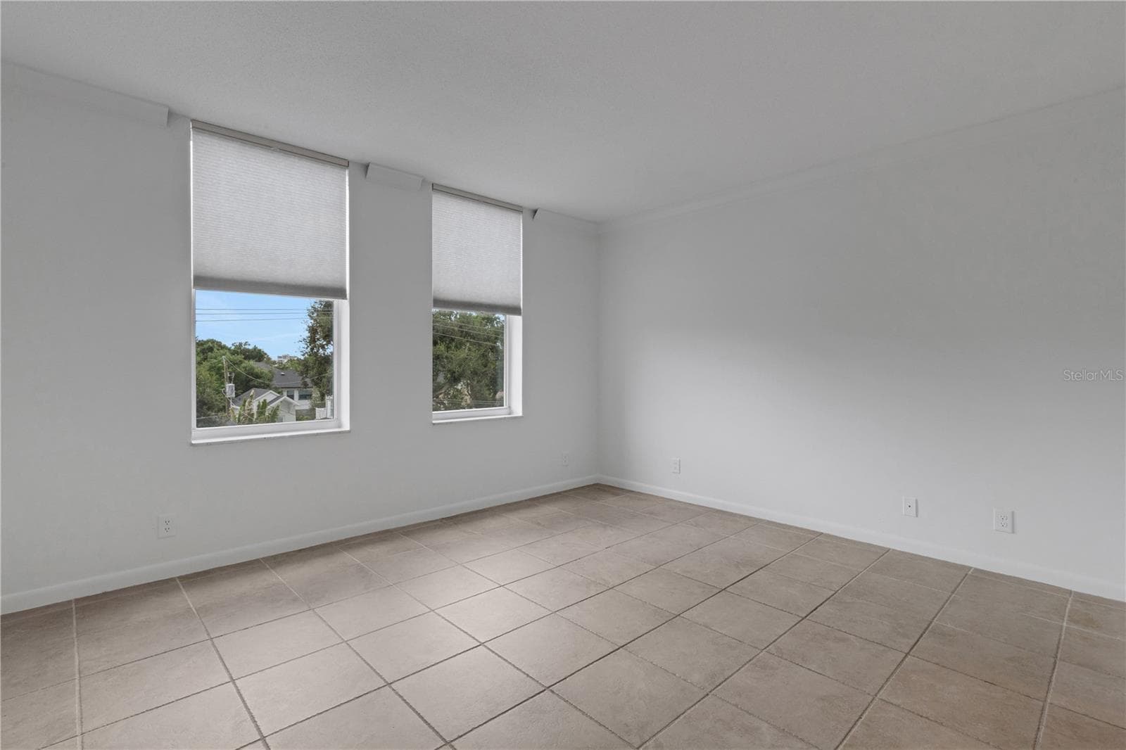 2nd bedroom. 24" Tile and loads of closet space - 2403 S ARDSON PL #402B, TAMPA